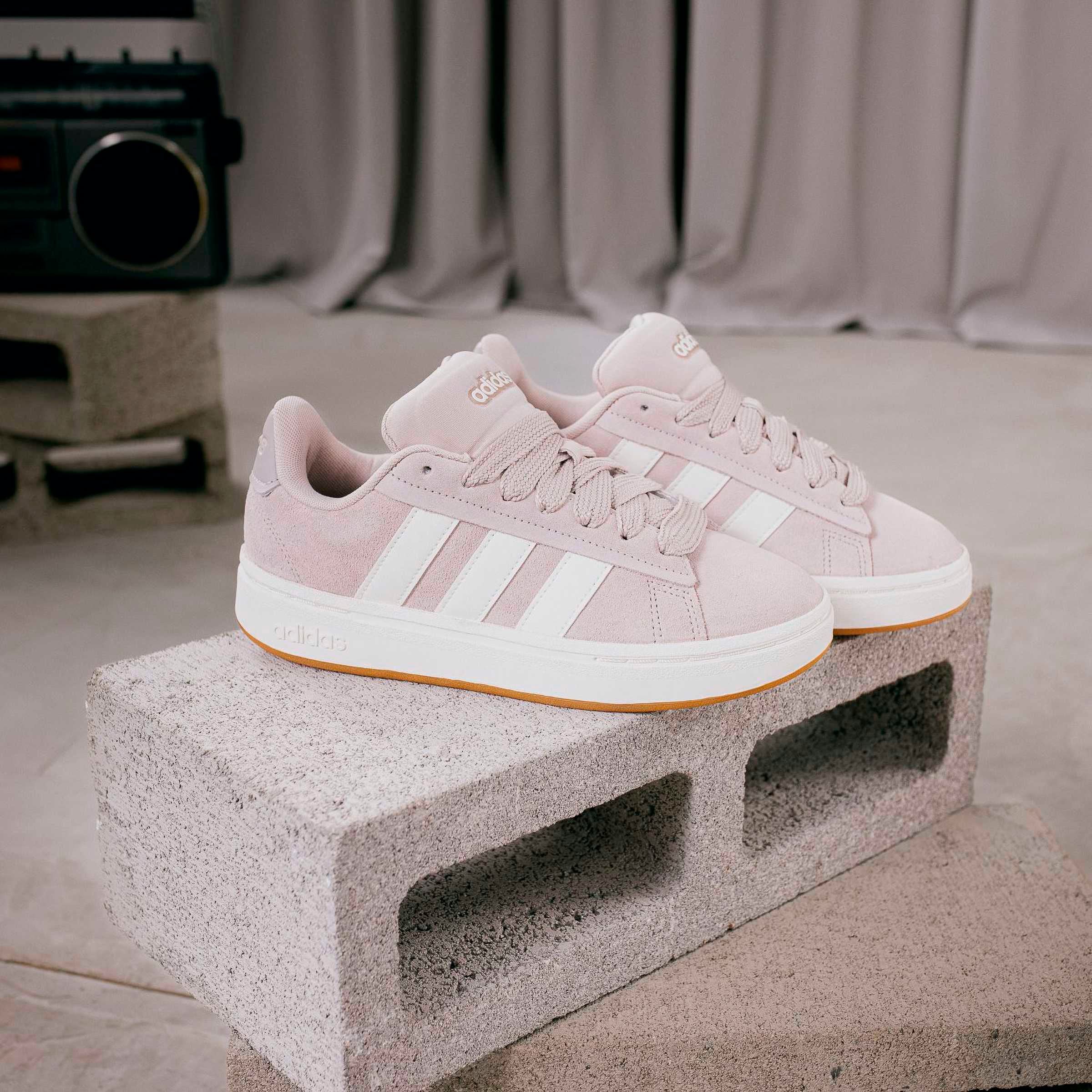 adidas Sportswear Sneaker »GRAND COURT ALPHA«, Design inspiriert vom adidas Campus 00
