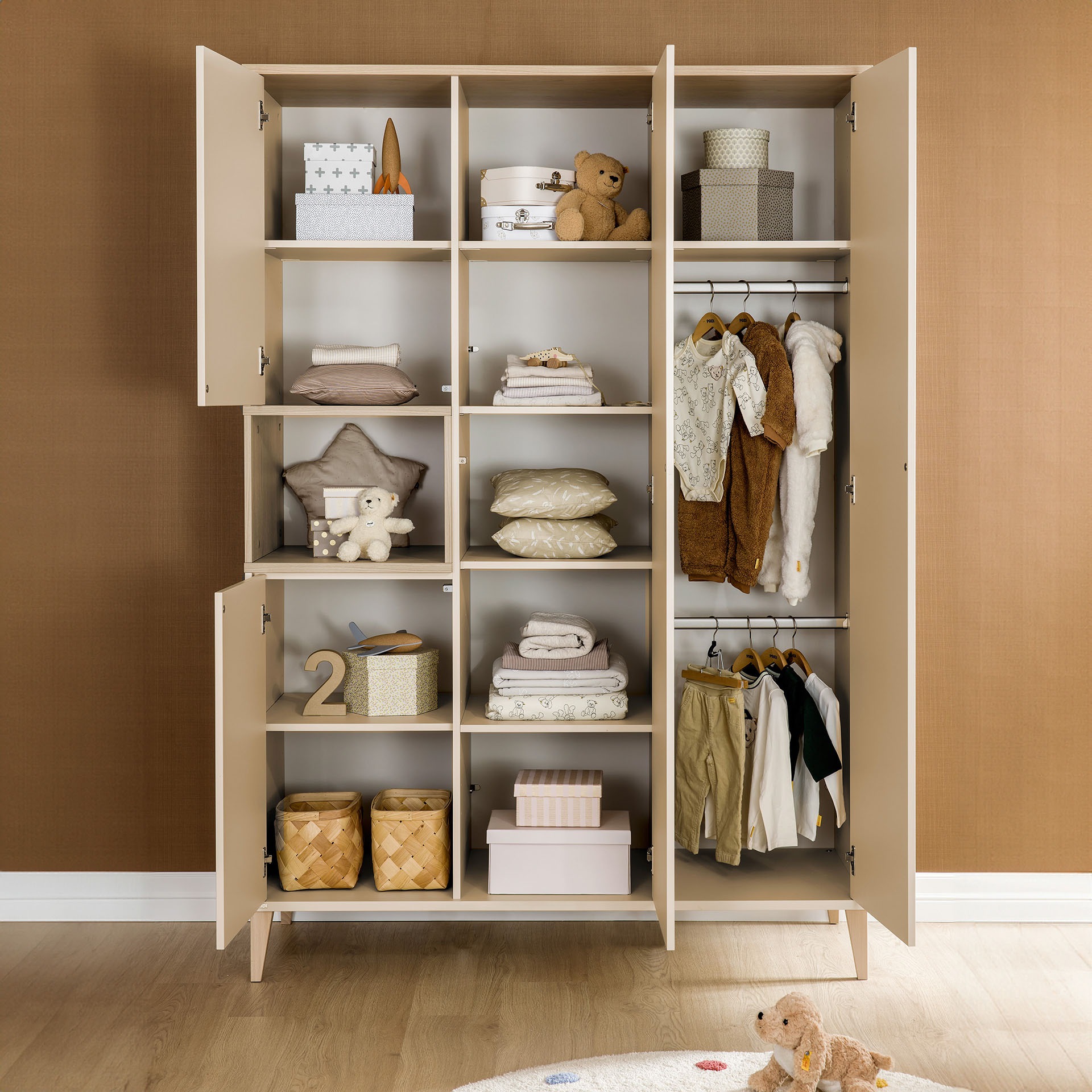 Thumbnail - PAIDI Kleiderschrank "MILA & BEN Steiff by PAIDI in Beige, 4 Türen mit Push-to-open" inkl. Kleiderstangen und Einlegeböd...