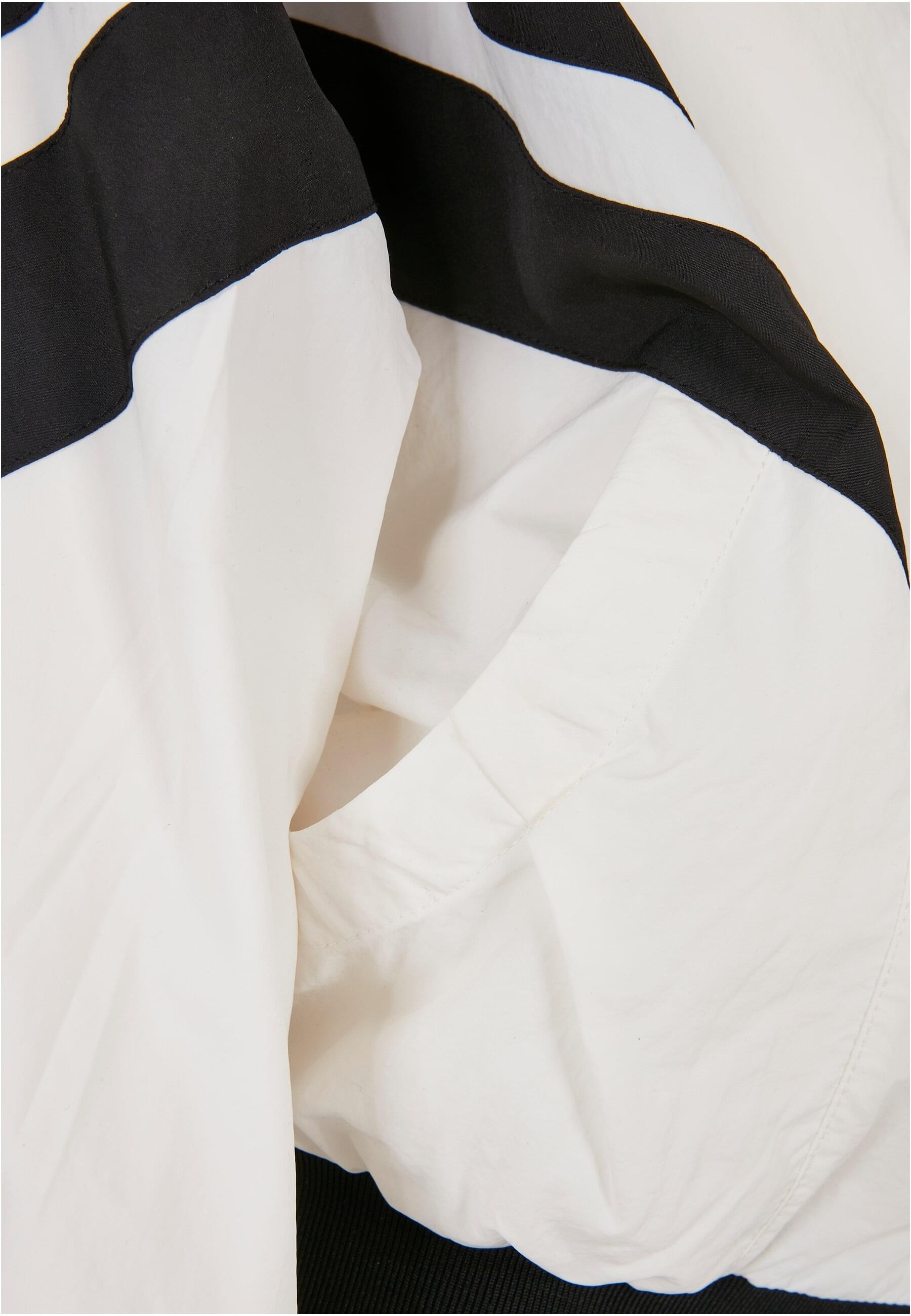 URBAN CLASSICS Allwetterjacke »Urban Classics Damen Girls Crinkle Batwing Jacket«, (1 St.), mit Kapuze