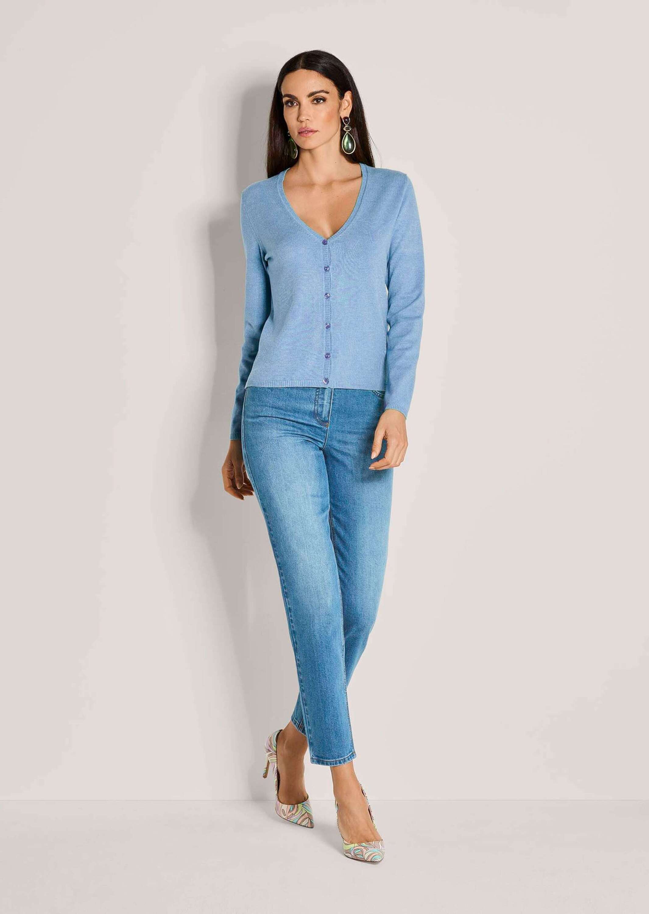 Thumbnail - MADELEINE Strickjacke "Strickjacke Langarm Jacke im Feinstrick mit V-Ausschnitt"