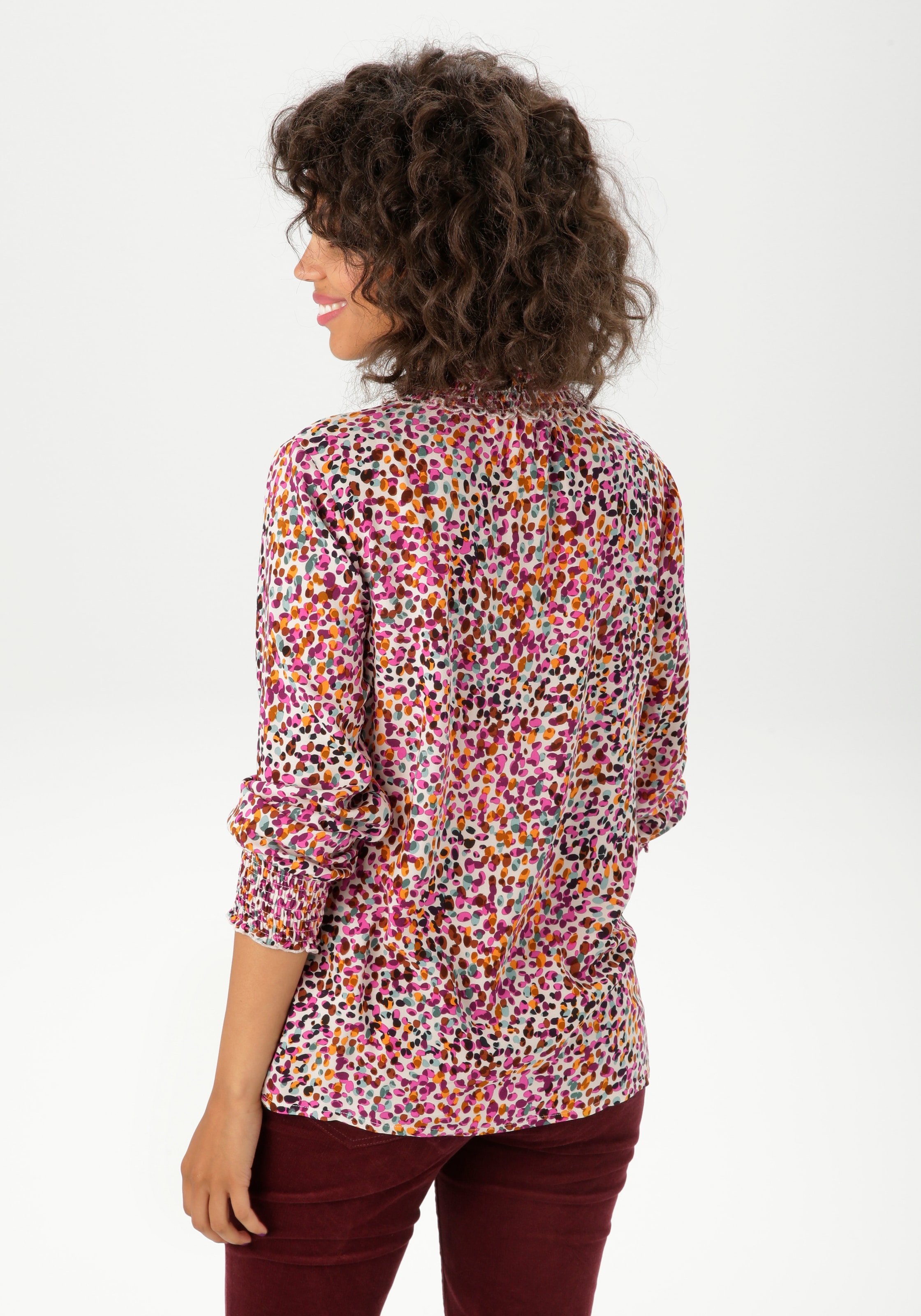 Aniston CASUAL Schlupfbluse, mit farbharmonischen Tupfen bedruckt - NEUE KOLLEKTION