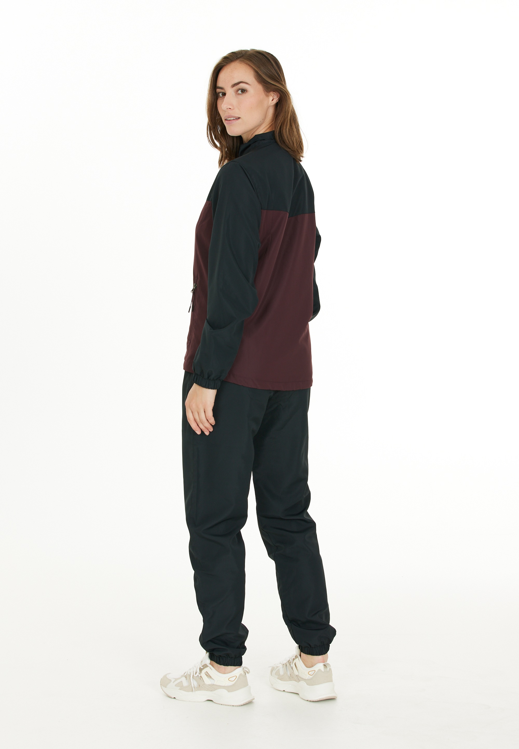 CRUZ Sportanzug »Melody«, in sportlichem Design