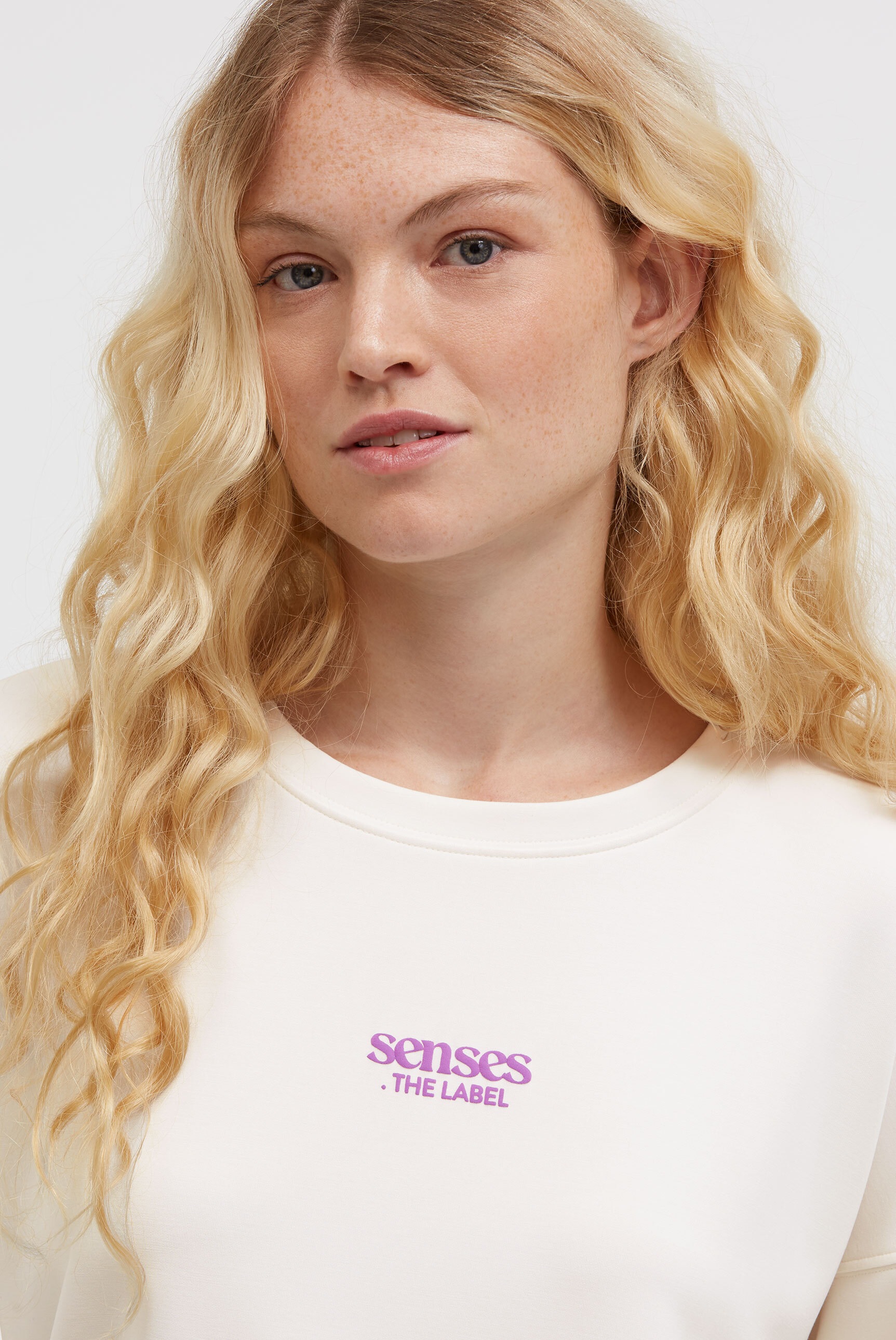 SENSES.THE LABEL Sweater
