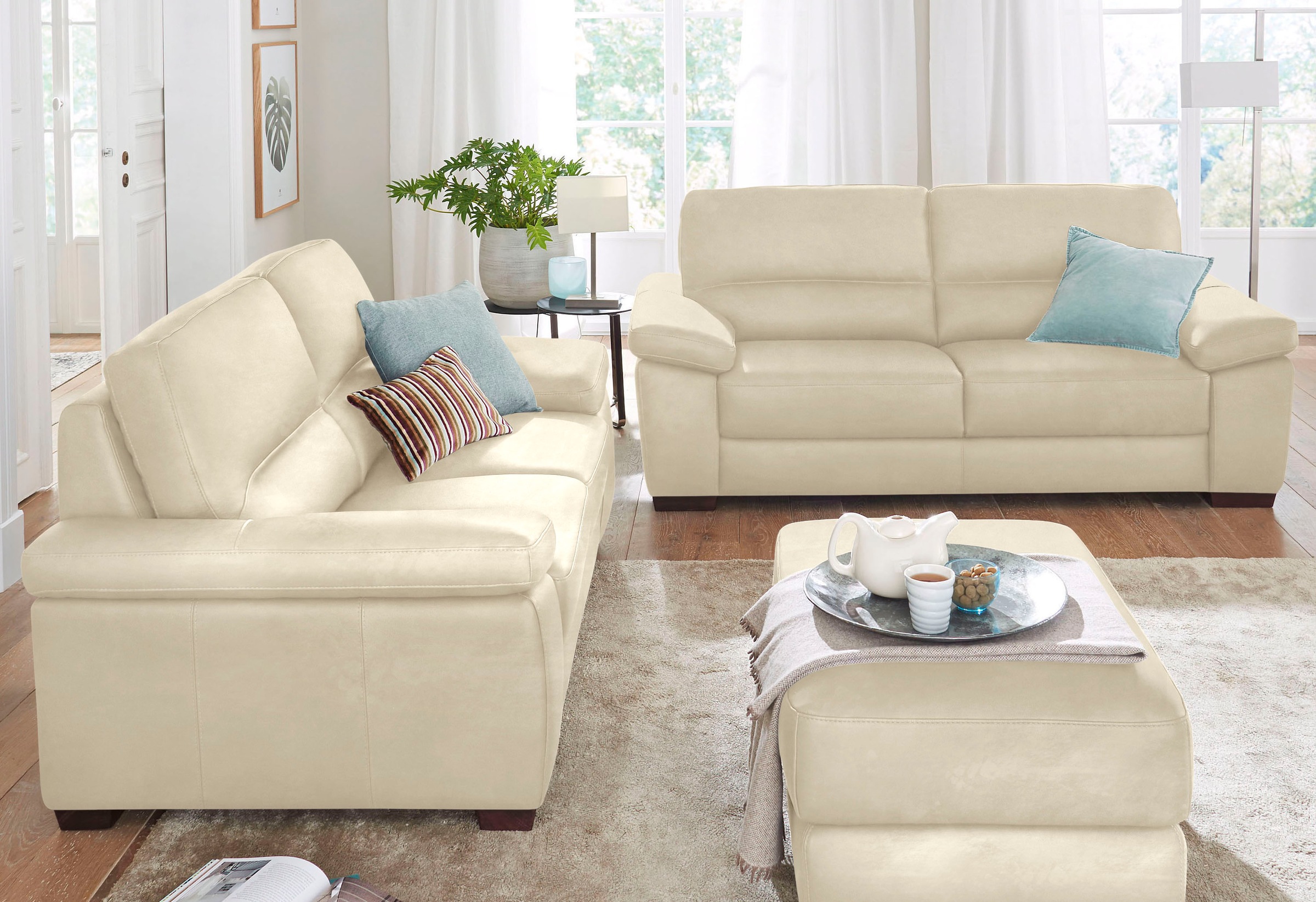 CALIA ITALIA Hocker »Gaia, in edlem Design und mit erstklassigem Sitzkomfort«, aus pflegeleichtem Luxus-Microfaser Ginevra Hydro Care