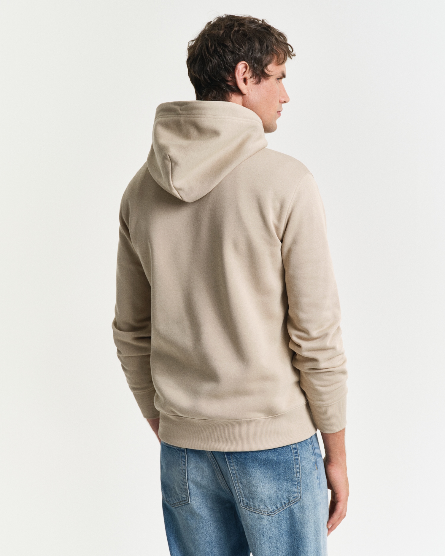 Gant Hoodie »REG SHIELD HOODIE«, mit Logostickerei auf der Brust