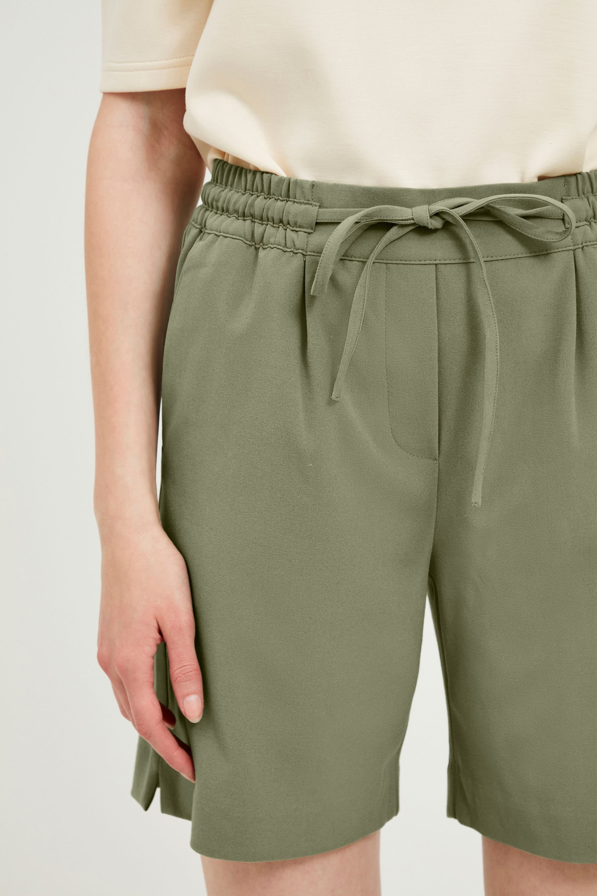 b.young Shorts »Shorts BYDanta«