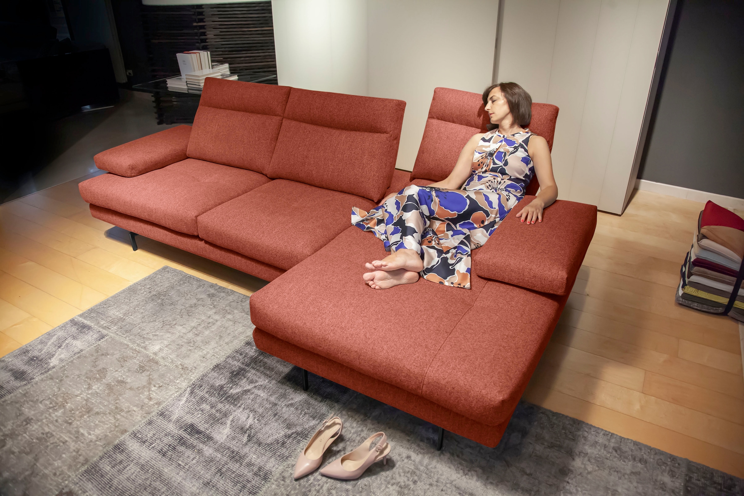 CALIA ITALIA Ecksofa "Toby Wing, B/T: 278/153 cm, Designsofa, Premium Sitzkomfort, L-Form" inklusive Sitztiefenverstellung, Füße in schwarz matt