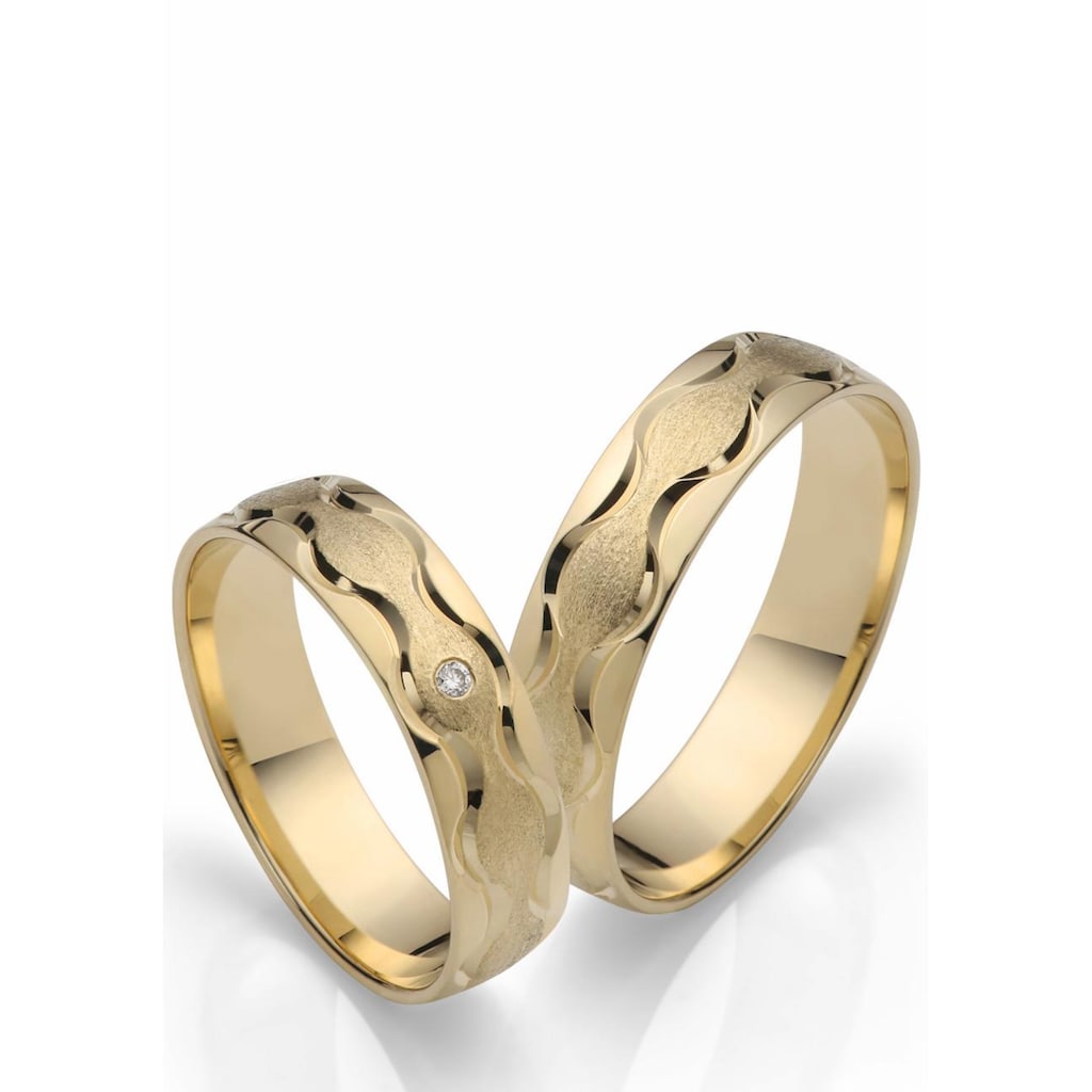 Firetti Trauring »Schmuck Geschenk Gold 375 Hochzeit Ehering "LIEBE" Welle«