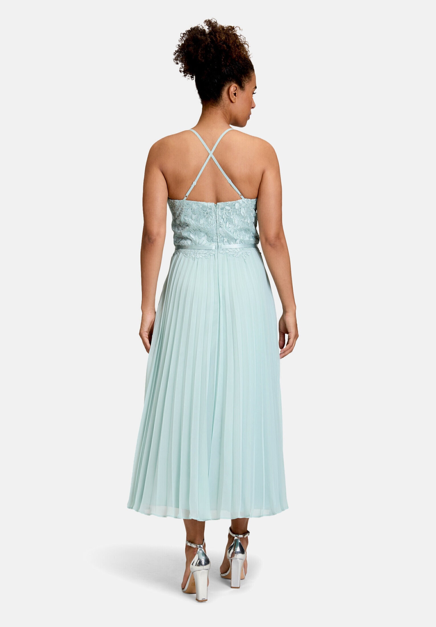 Vera Mont Abendkleid "Damen mit Stickerei" Ohne Tasche Plissee