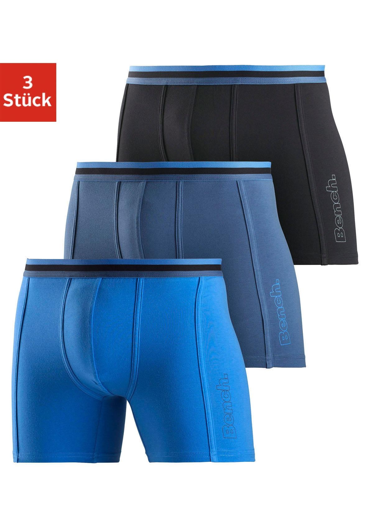 Bench. Langer Boxer Packung, 3 Stk. Unterhosen mit elastischem Bund und Logodruck auf dem Bein