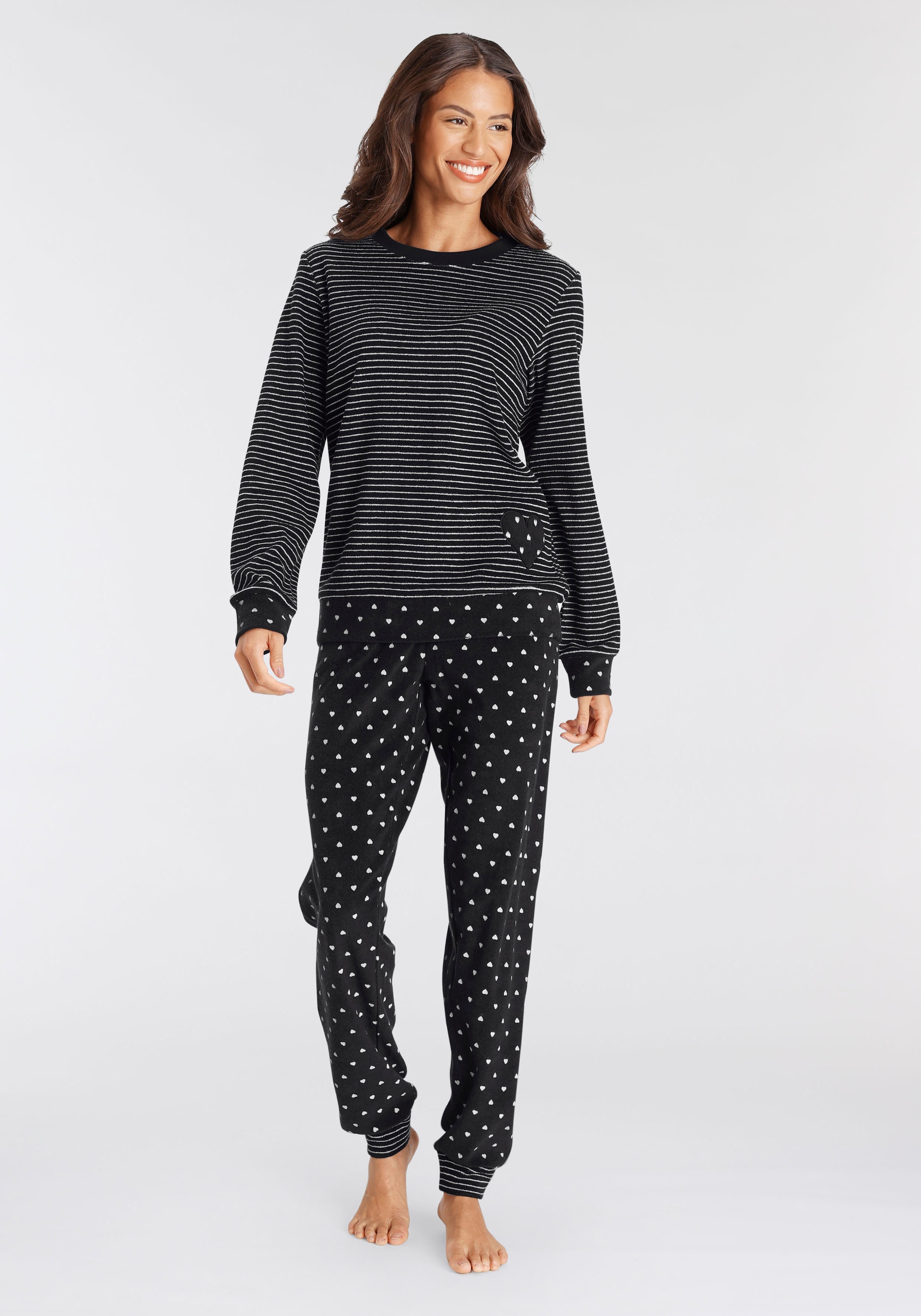 Vivance Dreams by Lascana Pyjama Set, 2 tlg. aus weichem Frottée mit Streifen und Herzen