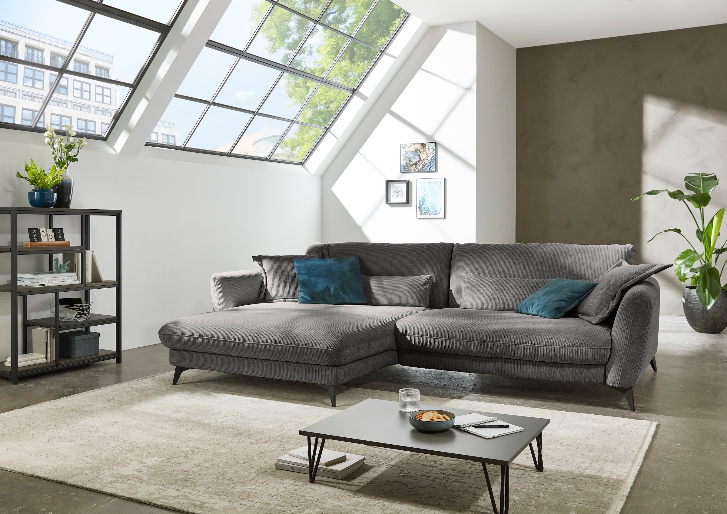 Die PlanBar Ecksofa »MP-IN23149 L-Form«, Kaltschaumpolsterung mit SoftSitz, Lose Rückenkissen