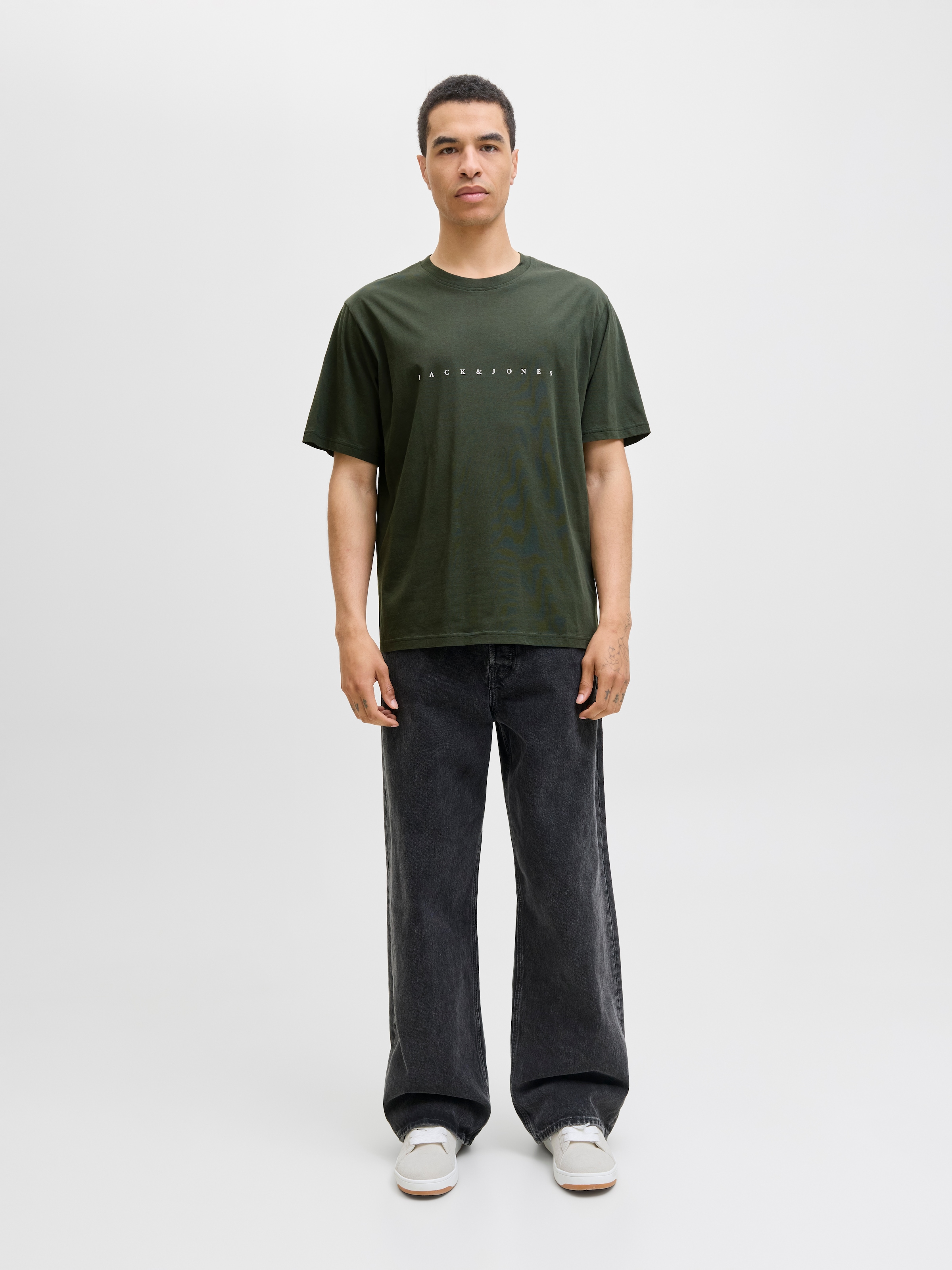 Jack & Jones Rundhalsshirt »JJESTAR mit Pigmentprint und Baumwollgefühl« Baumwolle, relaxed fit