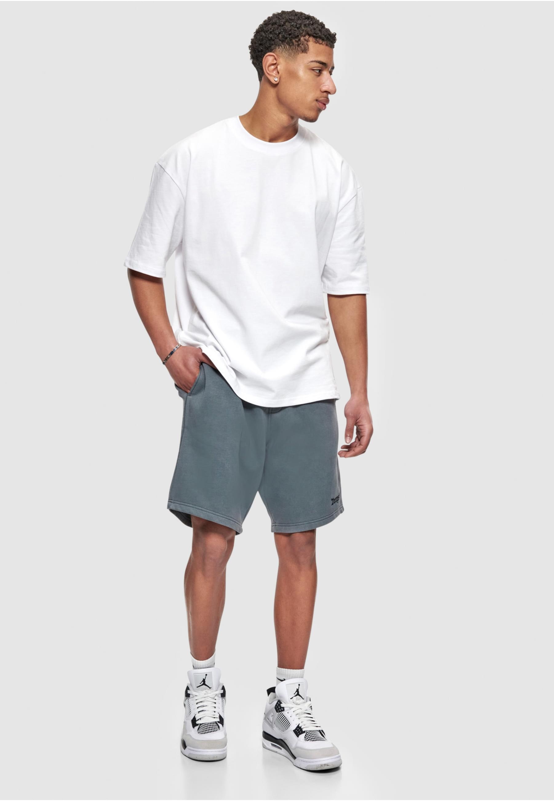 Dropsize Sweatshorts »Dropsize Herren Dropsize Heavy Embo Sweatshorts«, (1 tlg.)