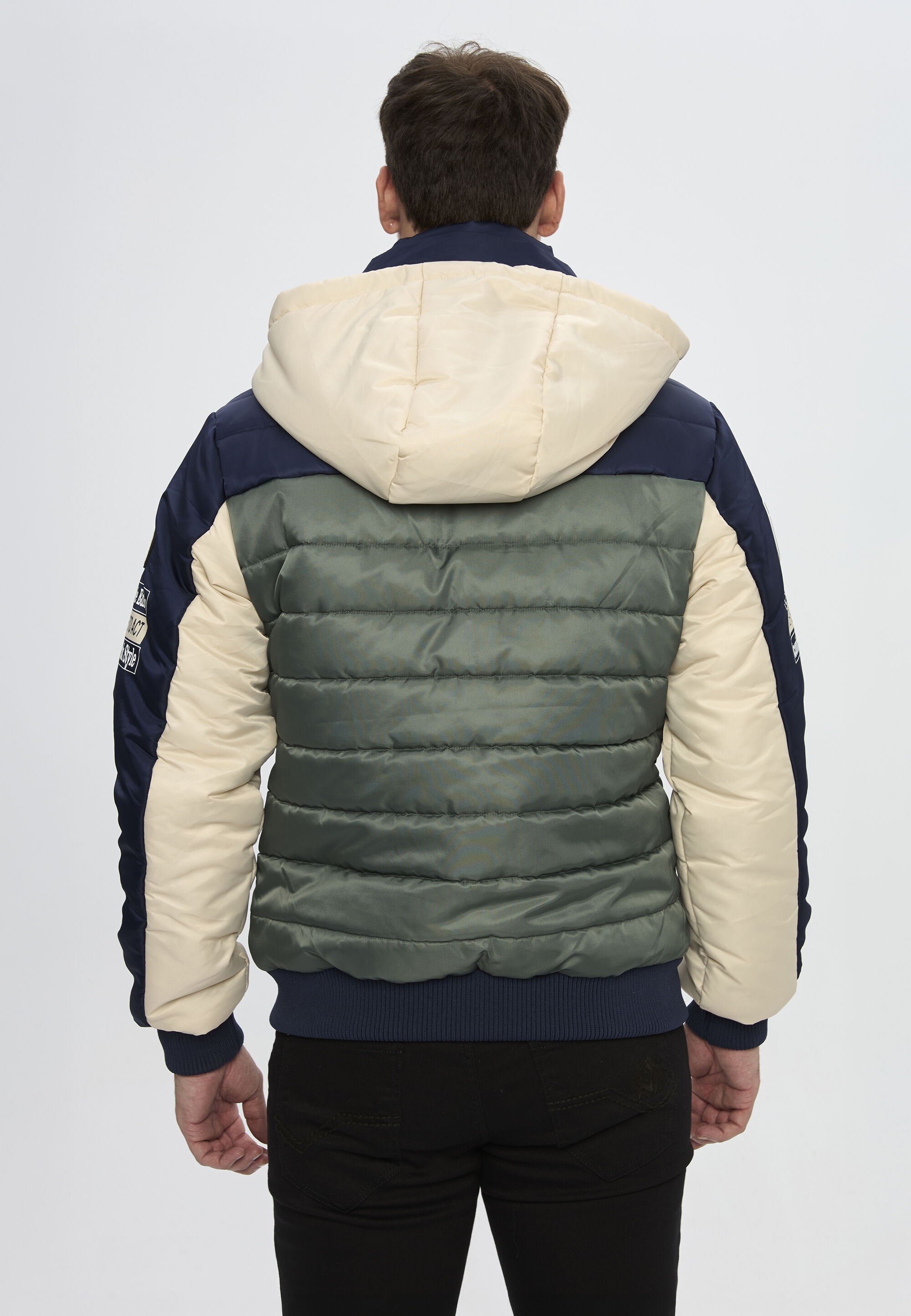 Cipo & Baxx Winterjacke »Winterjacke CM234« mit Kapuze stylisch & Warm für Kalte Winter