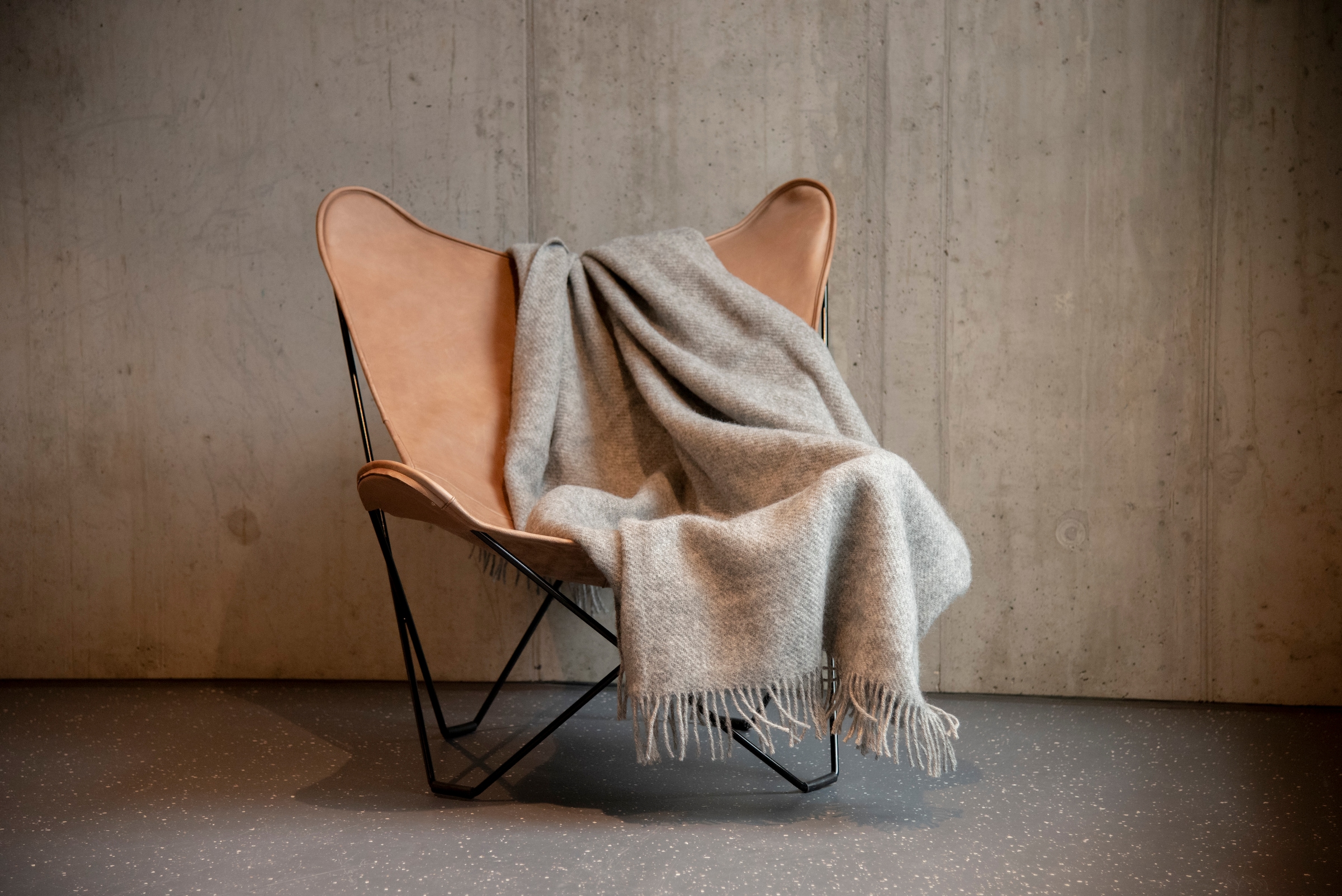 Heitmann Felle Wolldecke reine Wolle, 130x200 cm, kariert oder uni, mit Fransen, Wohnzimmer