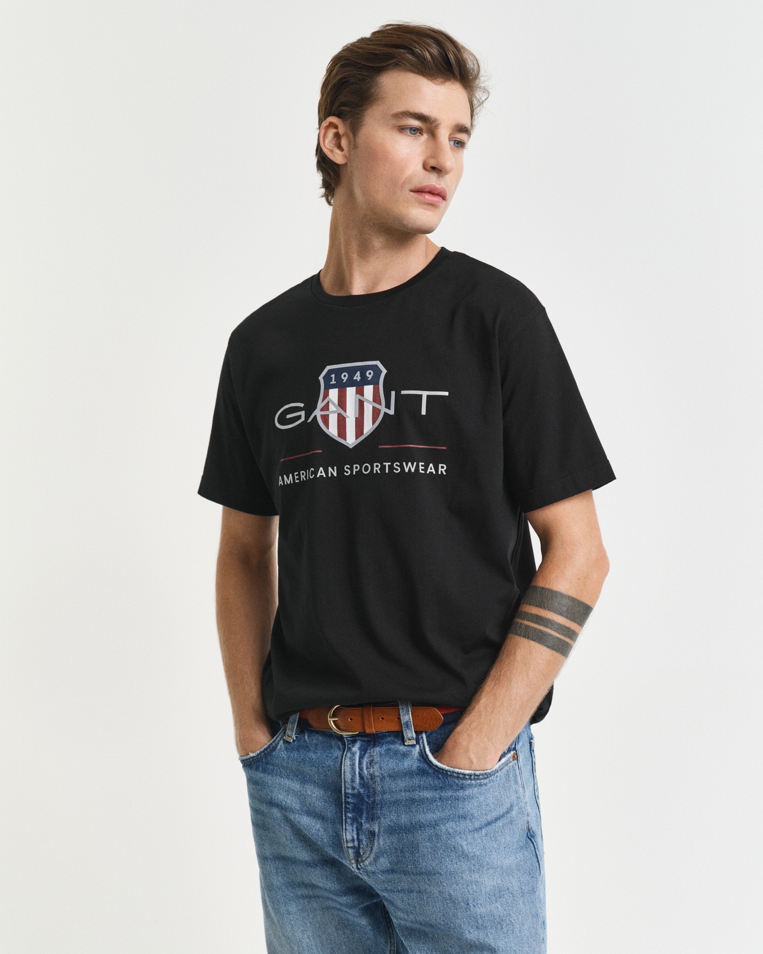 Gant T-Shirt »REG ARCHIVE SHIELD SS T-SHIRT«, mit Logodruck auf der Brust