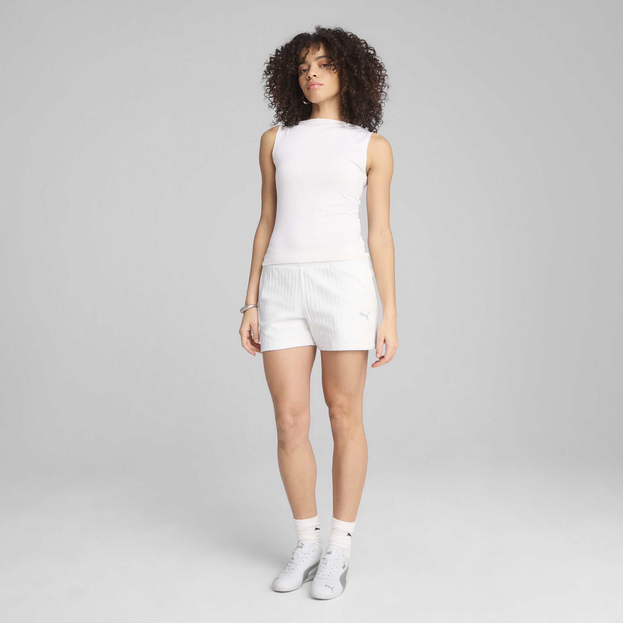 PUMA Sporthose »WARDROBE ESS 4" Pointelle-Shorts Damen«