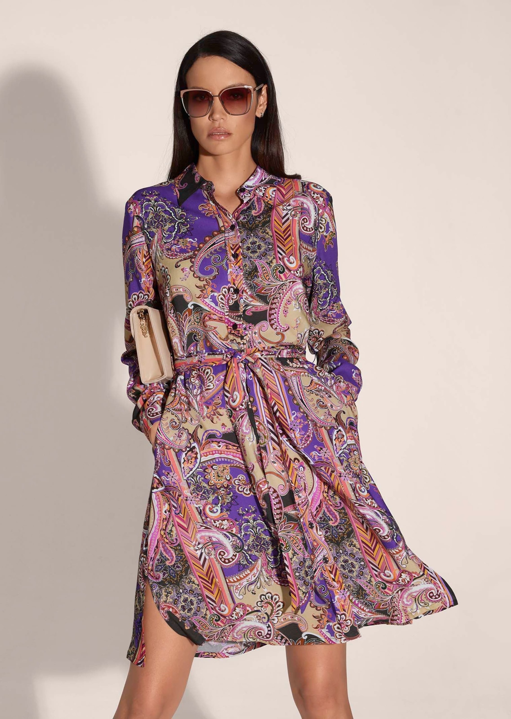 MADELEINE Sommerkleid »Kleid Schwungvolles Sommerkleid mit Unikat-Print«