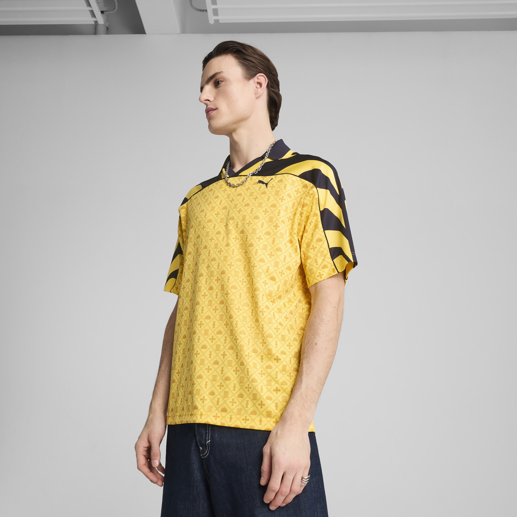 PUMA Trainingsshirt »Road To Unity Relaxed Graphic Fußballtrikot Erwachsene«