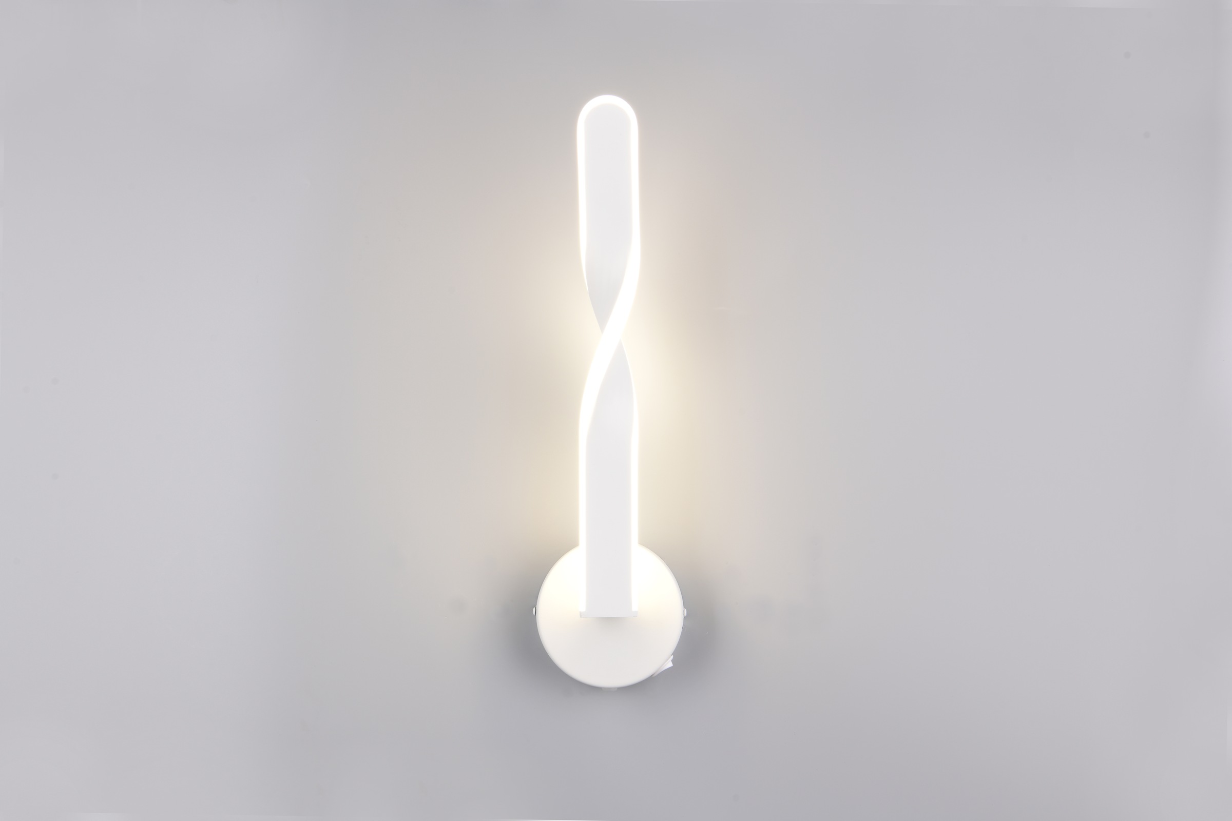 REALITY Leuchten LED Wandleuchte »GINKO, LED Wandlampe mit Schalter, 11W 1250 Lumen 4000K kaltweiß«, 1 flammig, Leuchtmittel LED-Board | LED fest integriert, On/Off Kippschalter, elegant geschwungene LED Elemente Höhe 45,5cm