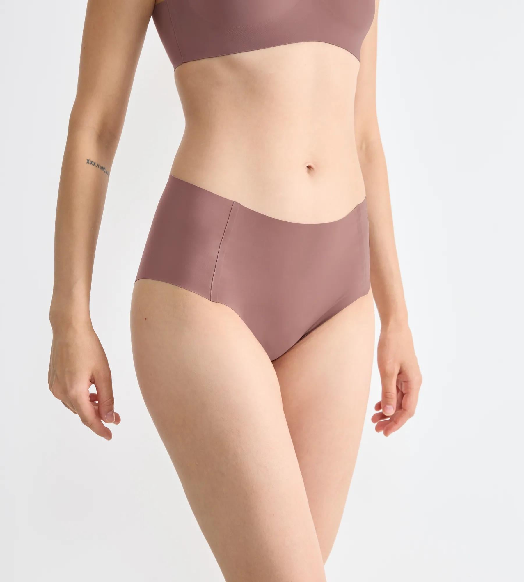 sloggi High-Waist-Slip "ZERO Feel 2.0" feine Mikrofaser, atmungsaktiv, mit hoher Taille, ultraleicht