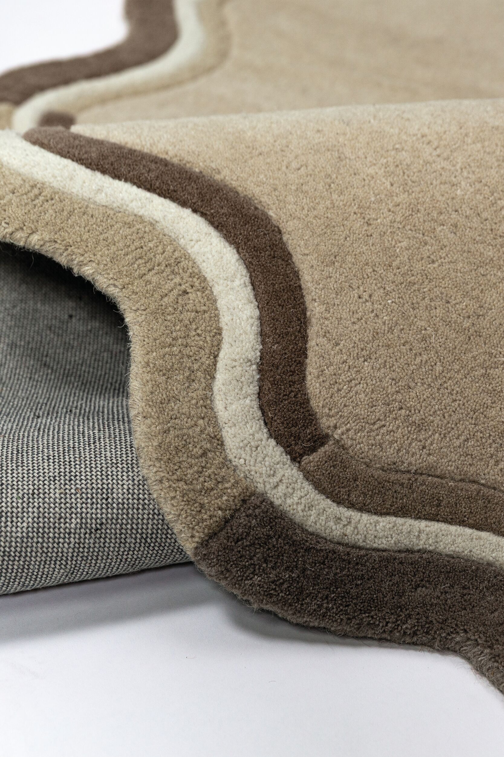 FLAIR RUGS Teppich »LEO SCALLOP BORDER« rund 8 mm Höhe Woll Border Teppich, mit Muschelsaumkante