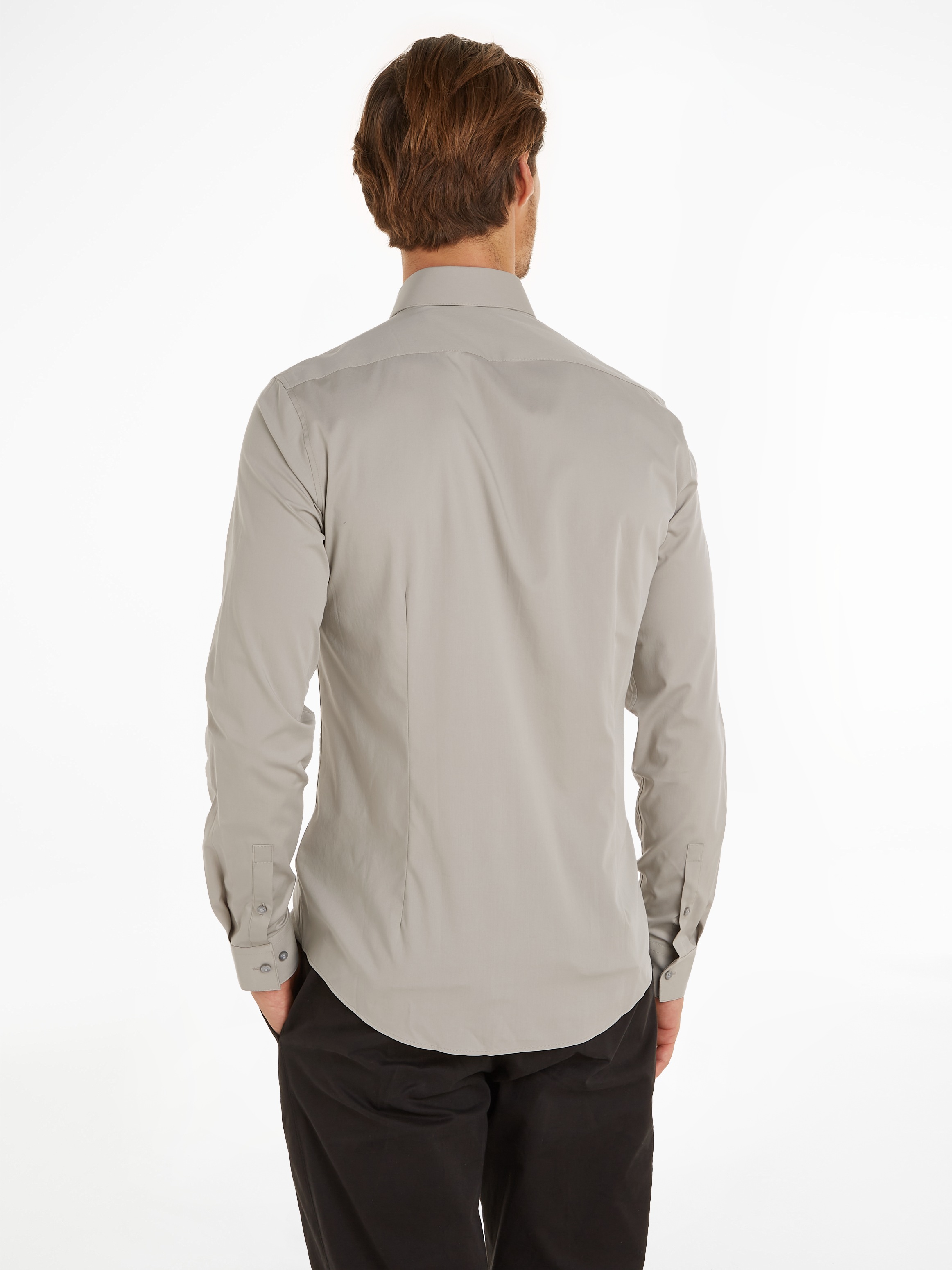 Calvin Klein "POPLIN STRETCH SLIM SHIRT" mit Kentkragen, Logoprint auf Brus günstig online kaufen