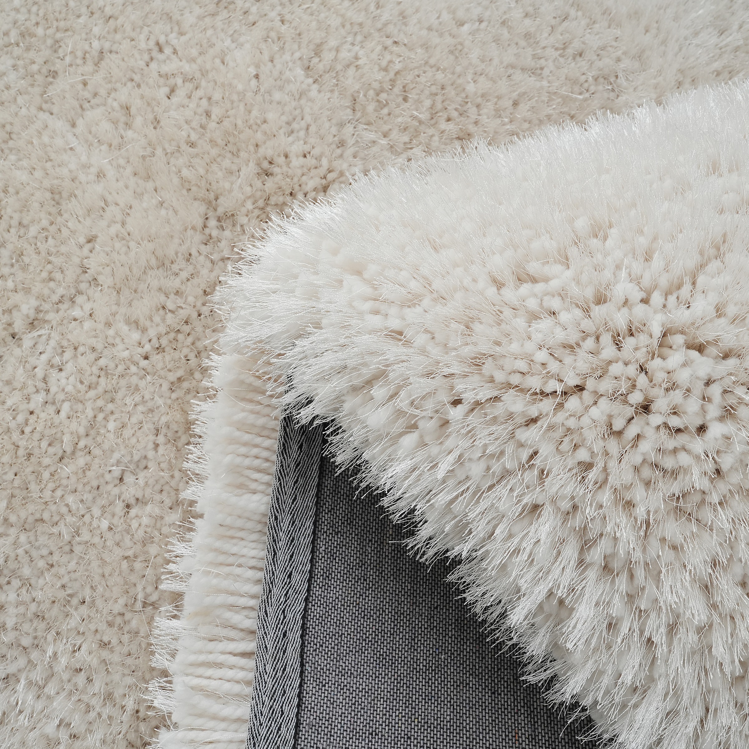 Bettumrandung OTTO HOME "Micro exclusiv Teppich, sehr hoher Flor, weich durch Mikrofaser" Gr. 14, weiß (altweiß), H:78mm, Obermaterial: 100% Polyester, Bettumrandungen, Bettvorleger, Läufer-Set, weich, unifarben, Microfaser, Schlafzimmer 3
