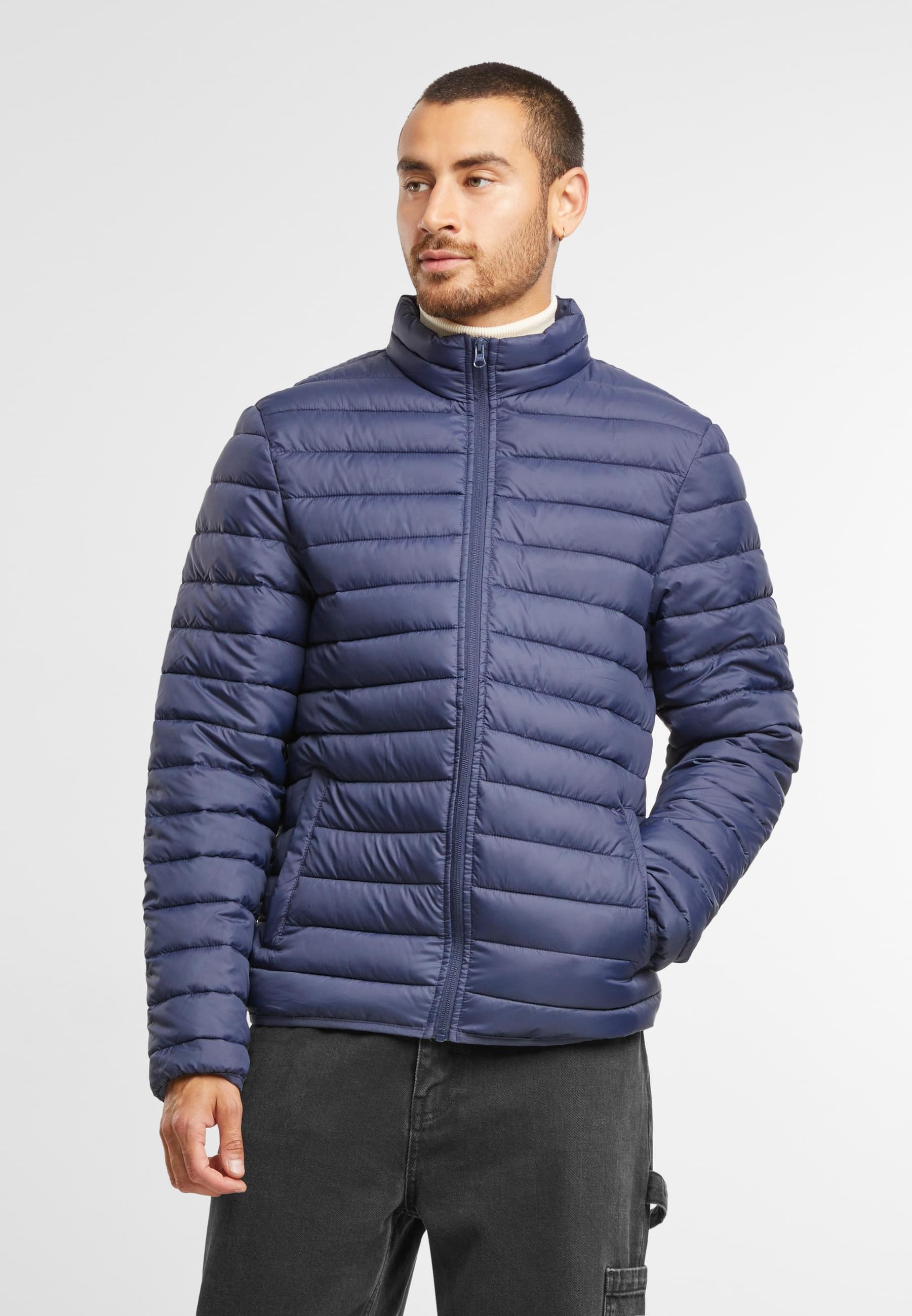 URBAN CLASSICS Allwetterjacke »Urban Classics Basic Light Weight Jacket«, (1 St.), mit Kapuze