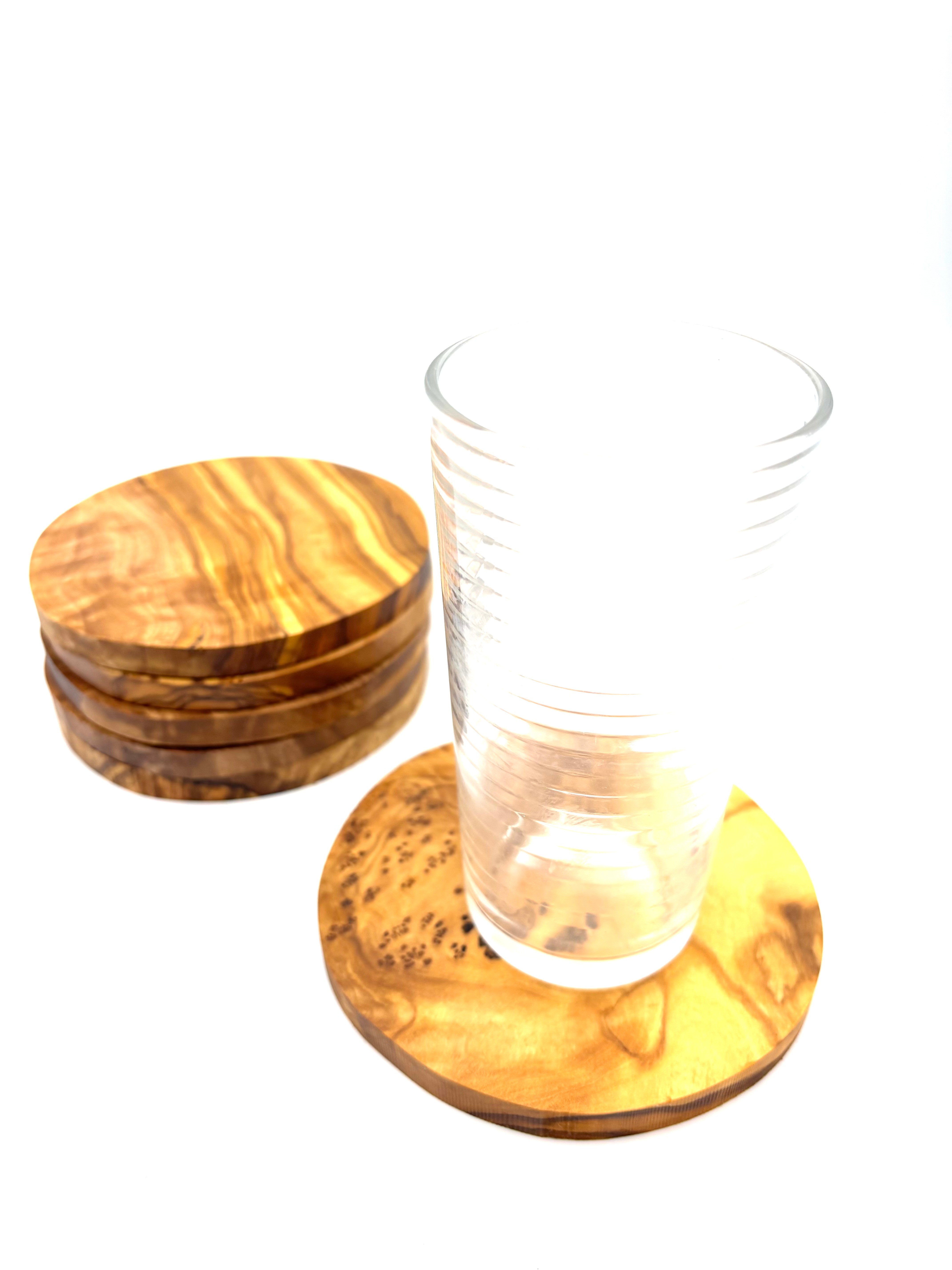 Thumbnail - Olivenholz-erleben Getränkeuntersetzer "6x Untersetzer rund" Tischschoner, kratzfest, antibakteriell, langlebig, lebensm...