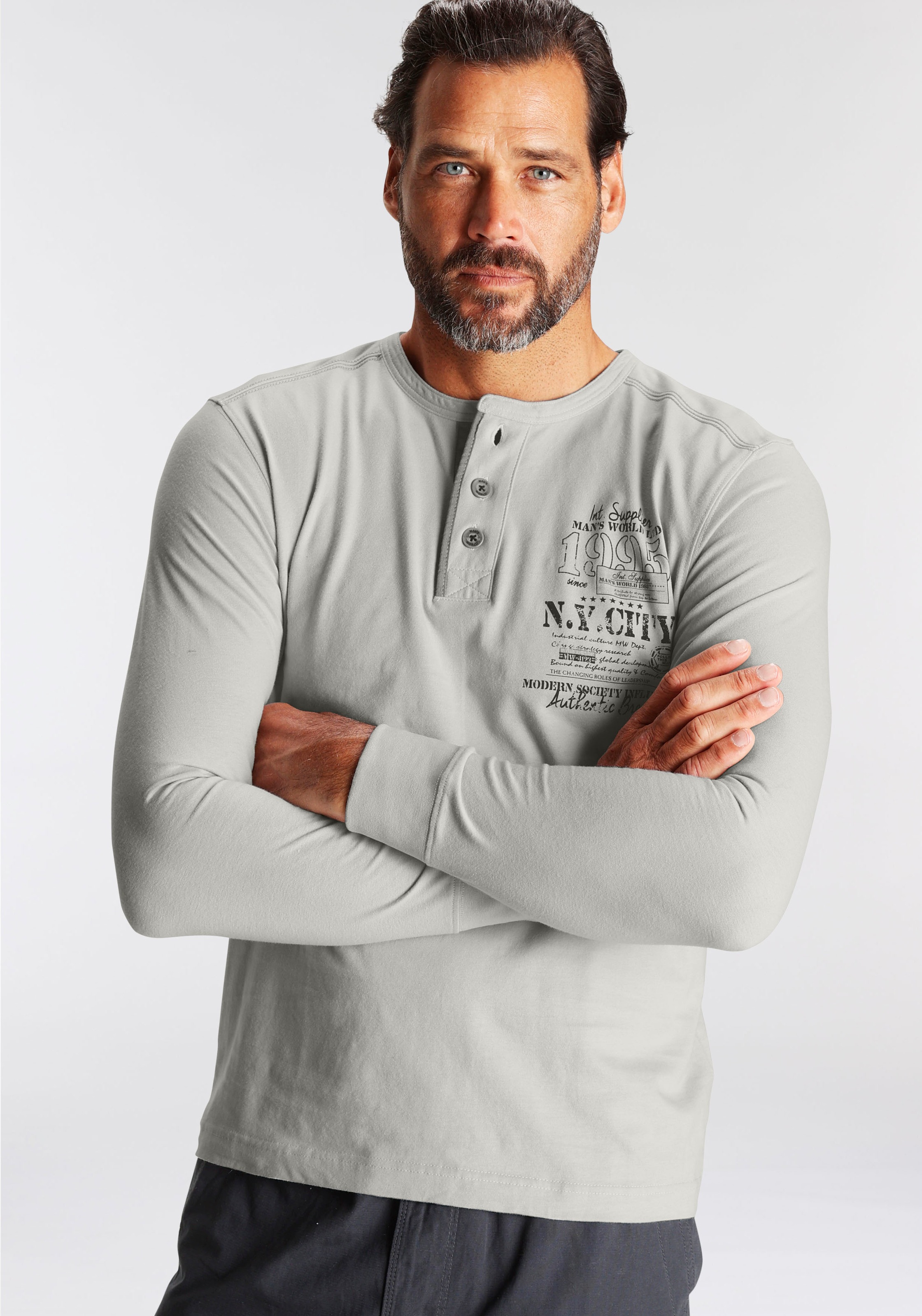 Mans World Henleyshirt, Langarm, mit lässigem Print, Rundhalsausschnitt mit günstig online kaufen