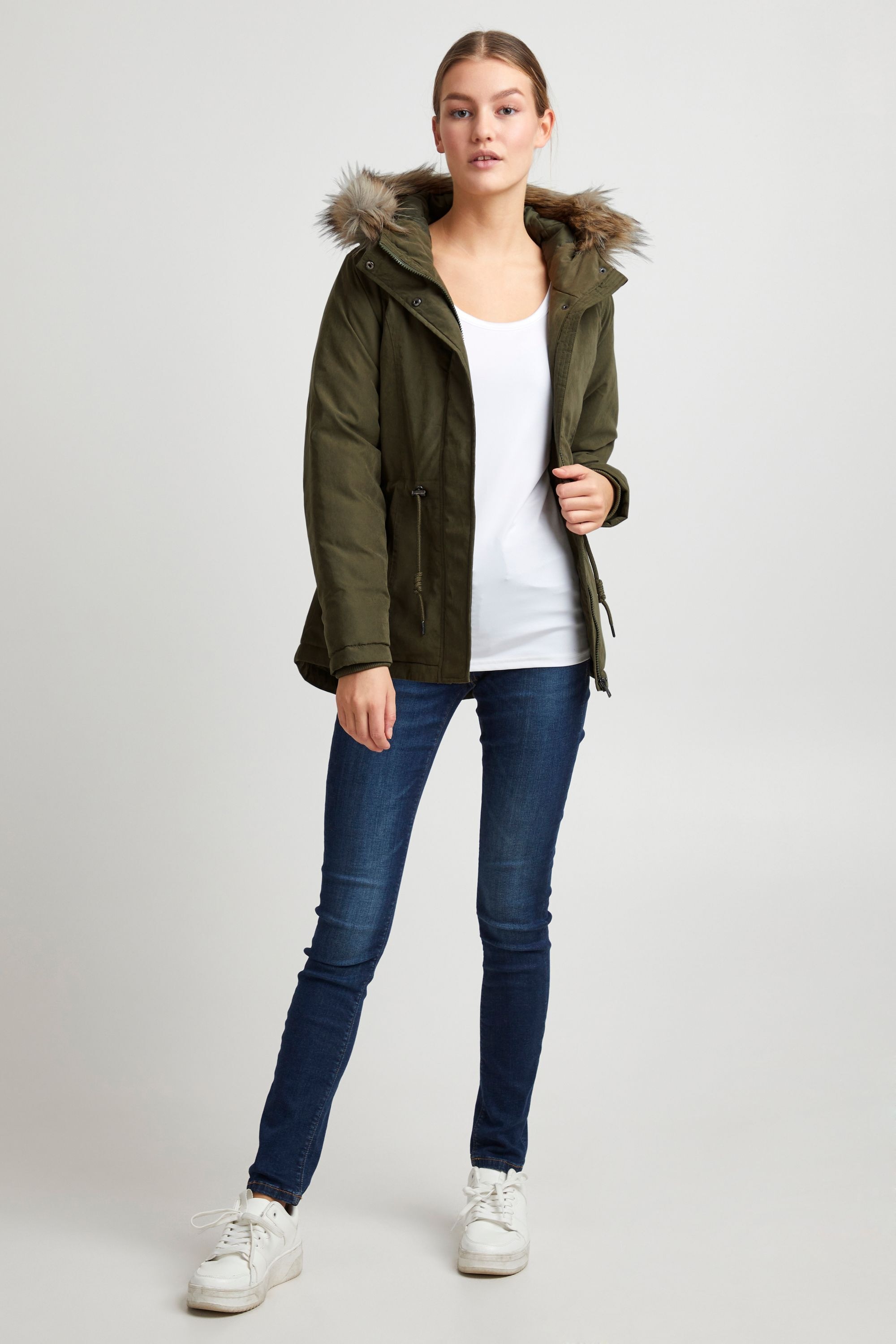 OXMO Winterjacke »Winterjacke OXLona«, mit Kapuze