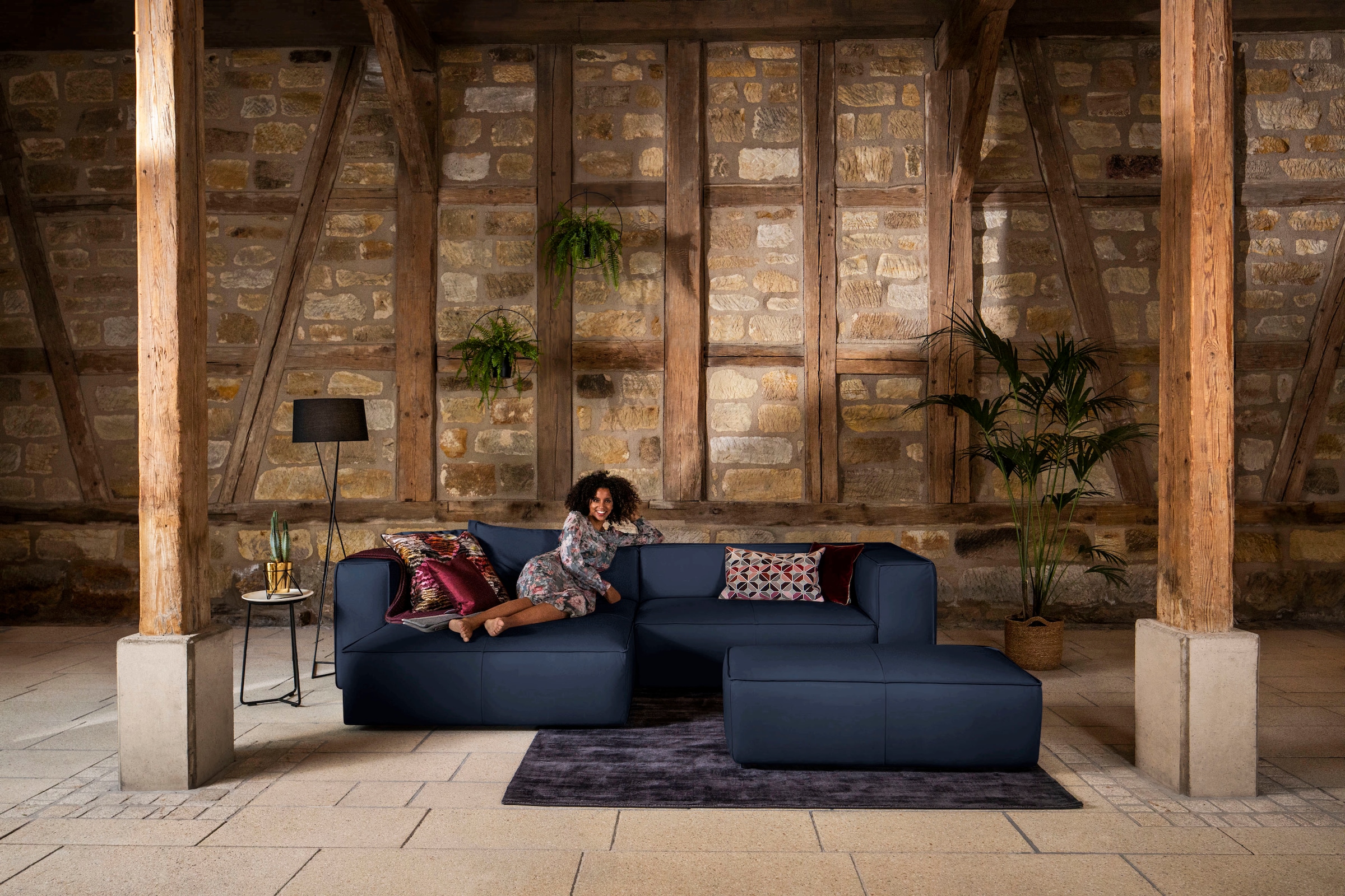 W.SCHILLIG Ecksofa "around-the-block" inklusive Hocker, mit eleganter Biese günstig online kaufen