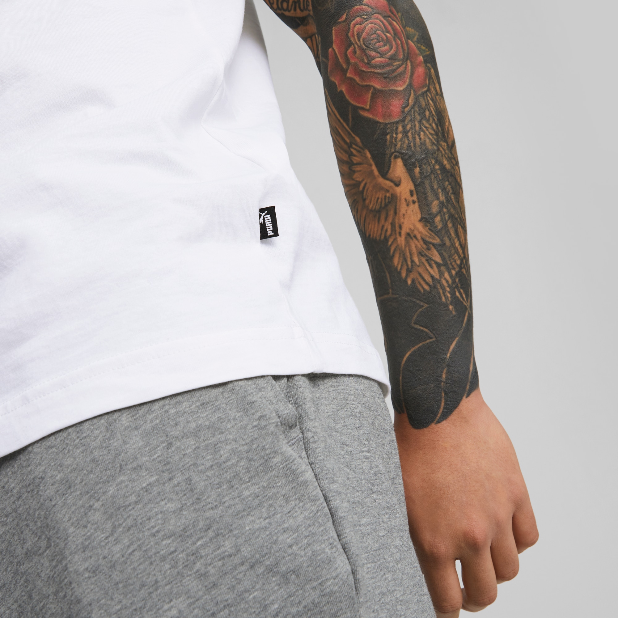 PUMA T-Shirt »ESS LOGO TEE«