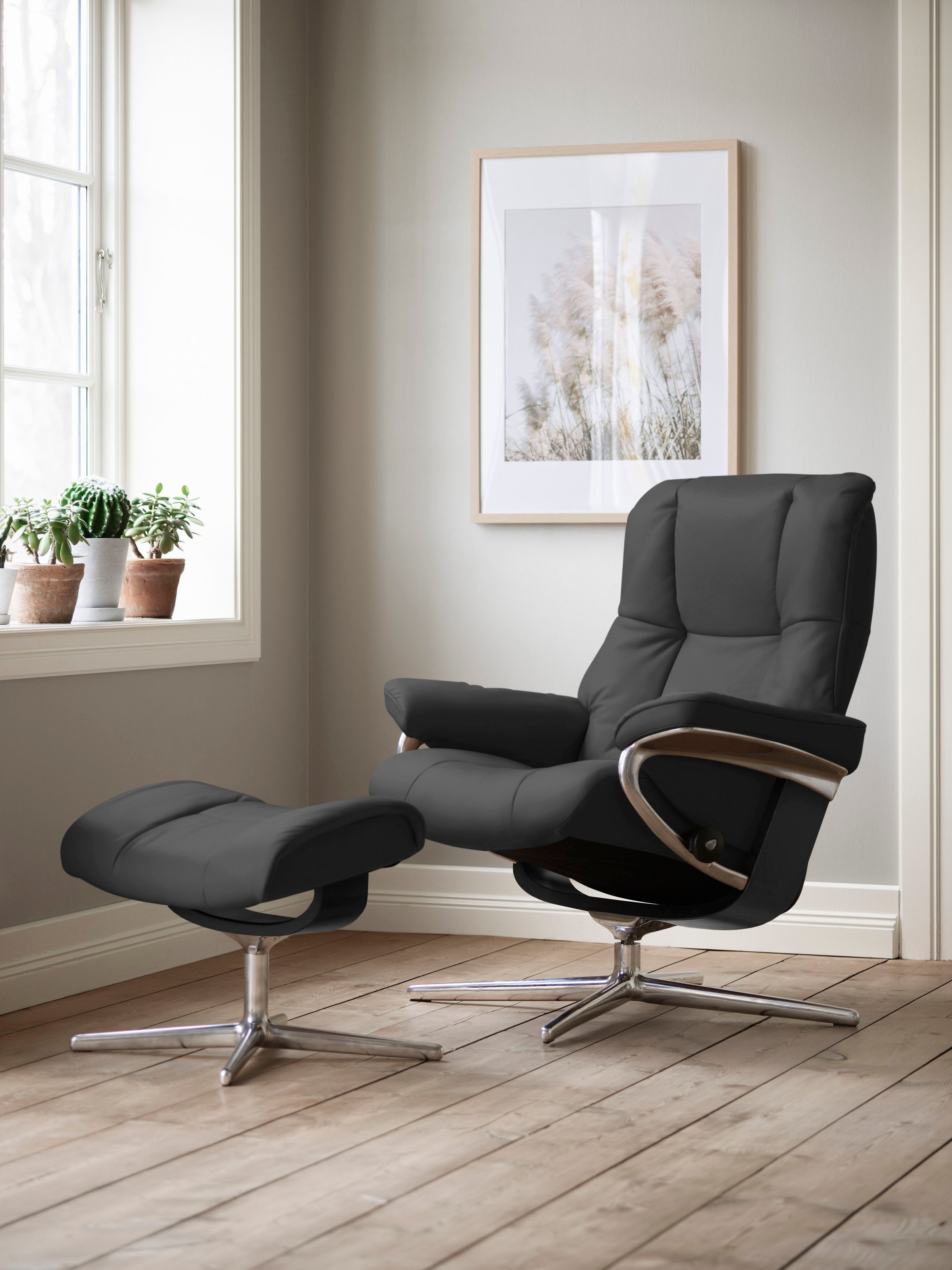 Stressless Relaxsessel "Mayfair" mit Cross Base, Größe S, M & L, Holzakzent Schwarz
