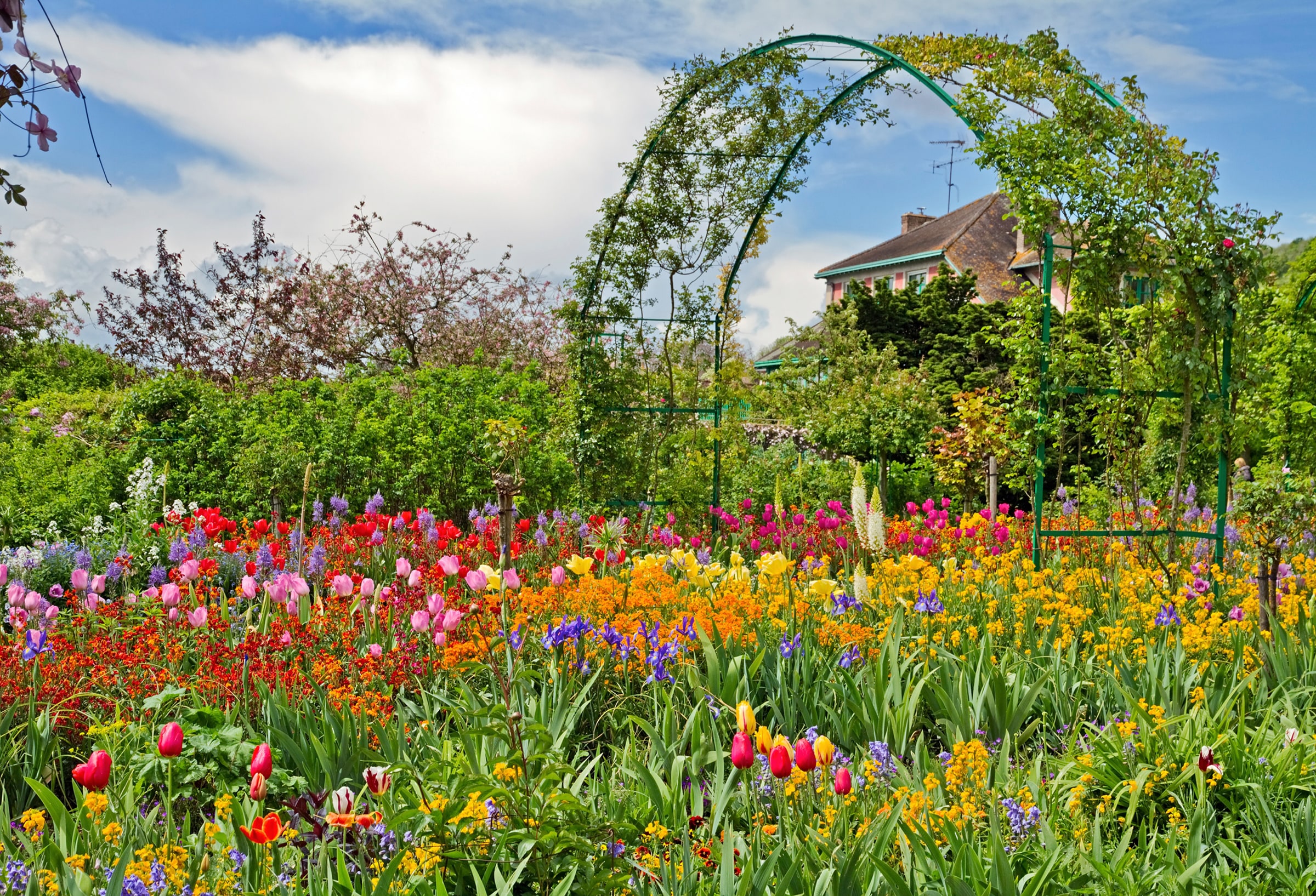 Papermoon Fototapete »GARTEN MONET-BLUMEN BÄUME PFLANZEN PARK STEINE BLÜTEN«