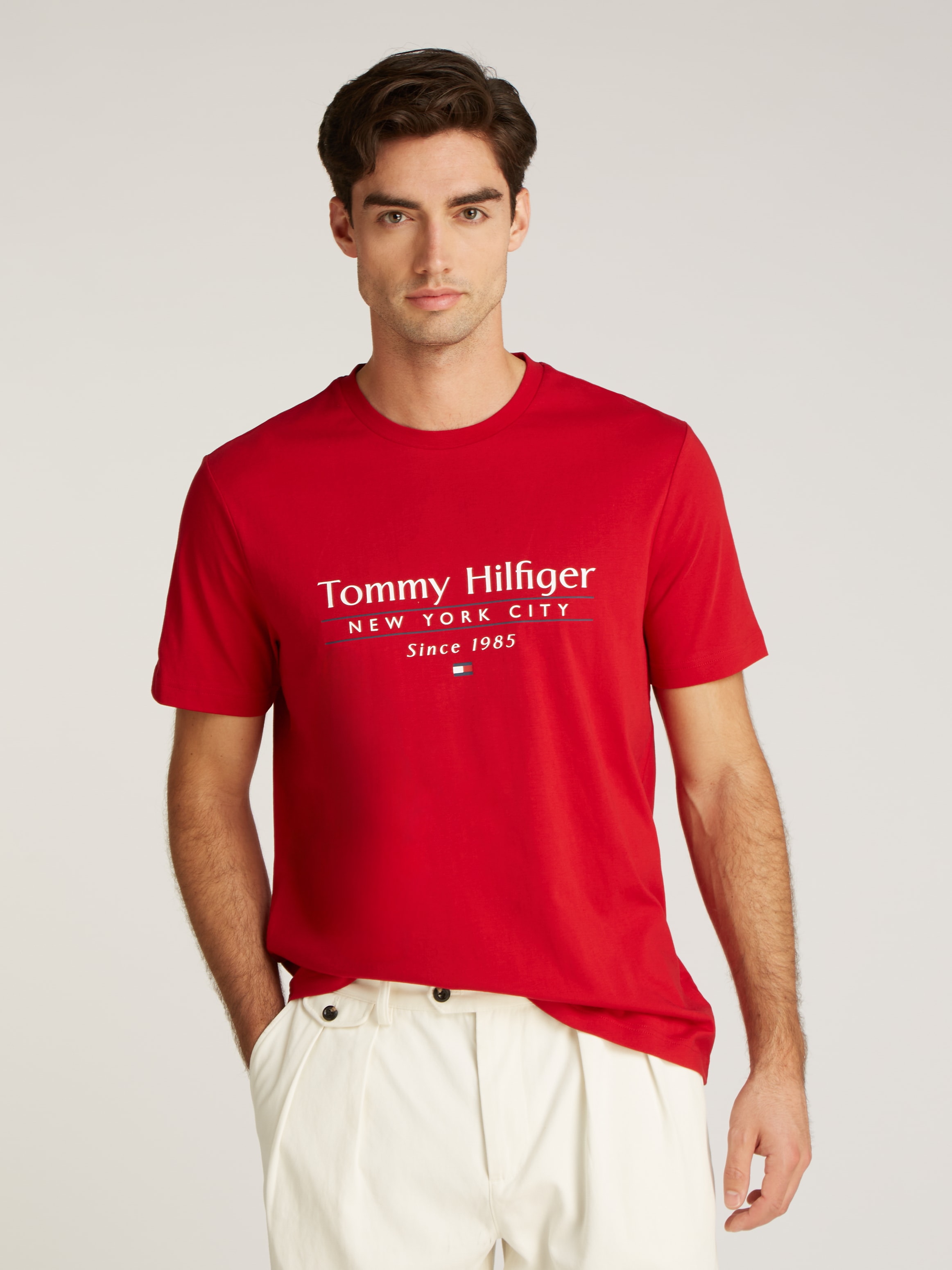 Tommy Hilfiger T-Shirt »HILFIGER CENTER STACK TEE«, mit großem Schriftprint