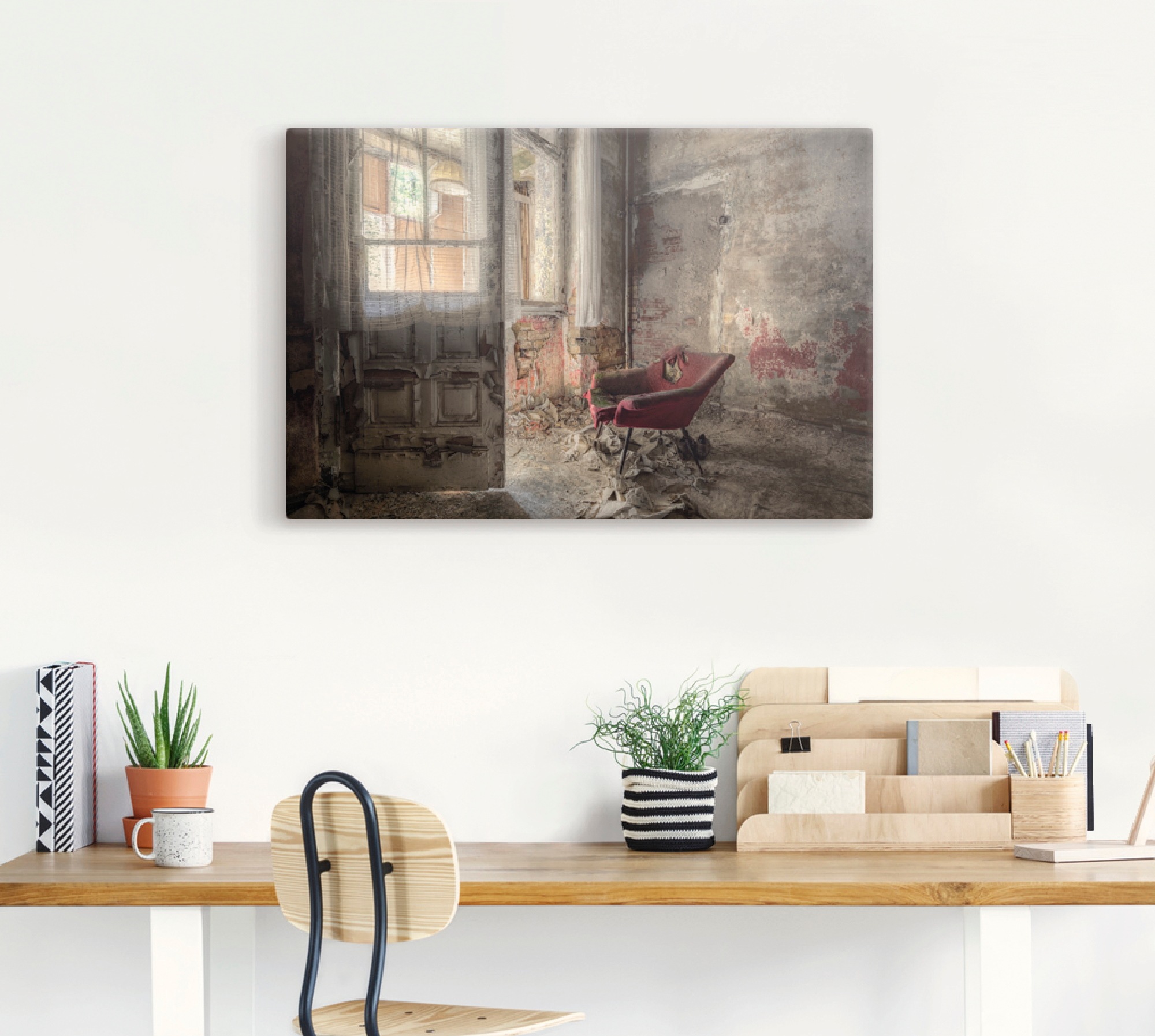 Artland Wandbild »Lost Place - roter Sessel I«, Innenarchitektur, (1 St.), als Alubild, Outdoorbild, Leinwandbild, Poster, Wandaufkleber