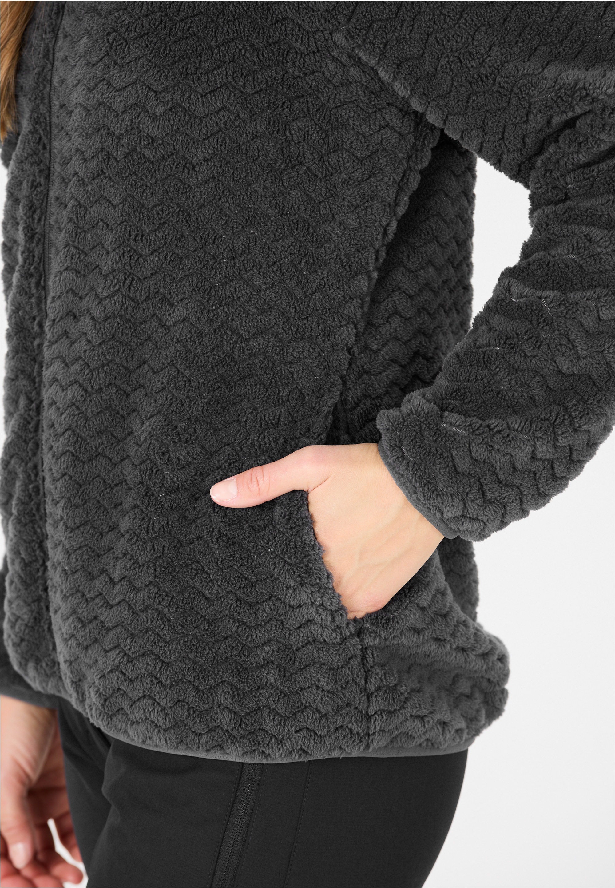 WHISTLER Fleecejacke »Matra«, mit stilvollem Muster und kuscheligem Tragegefühl