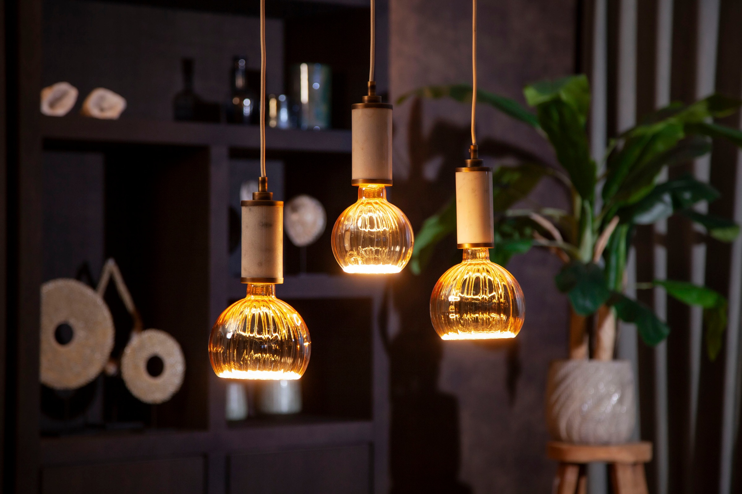 SEGULA LED-Leuchtmittel »LED Floating Globe 150 straight gold«, E27, 1 St., Extra-Warmweiß, LED Floating Globe 150 straight gold, E27, 4W, CRI 90, dimmbar