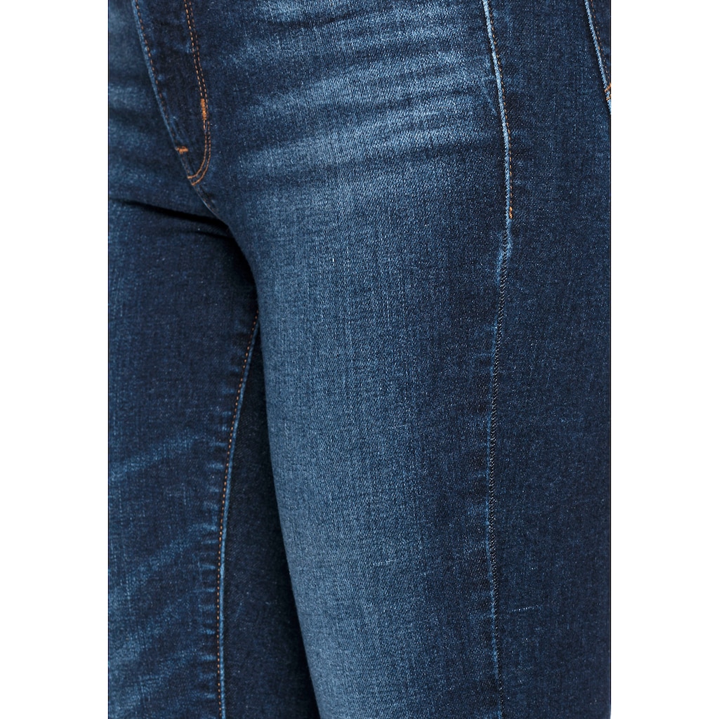 Levi's® Skinny-fit-Jeans »310 Shaping Super Skinny«