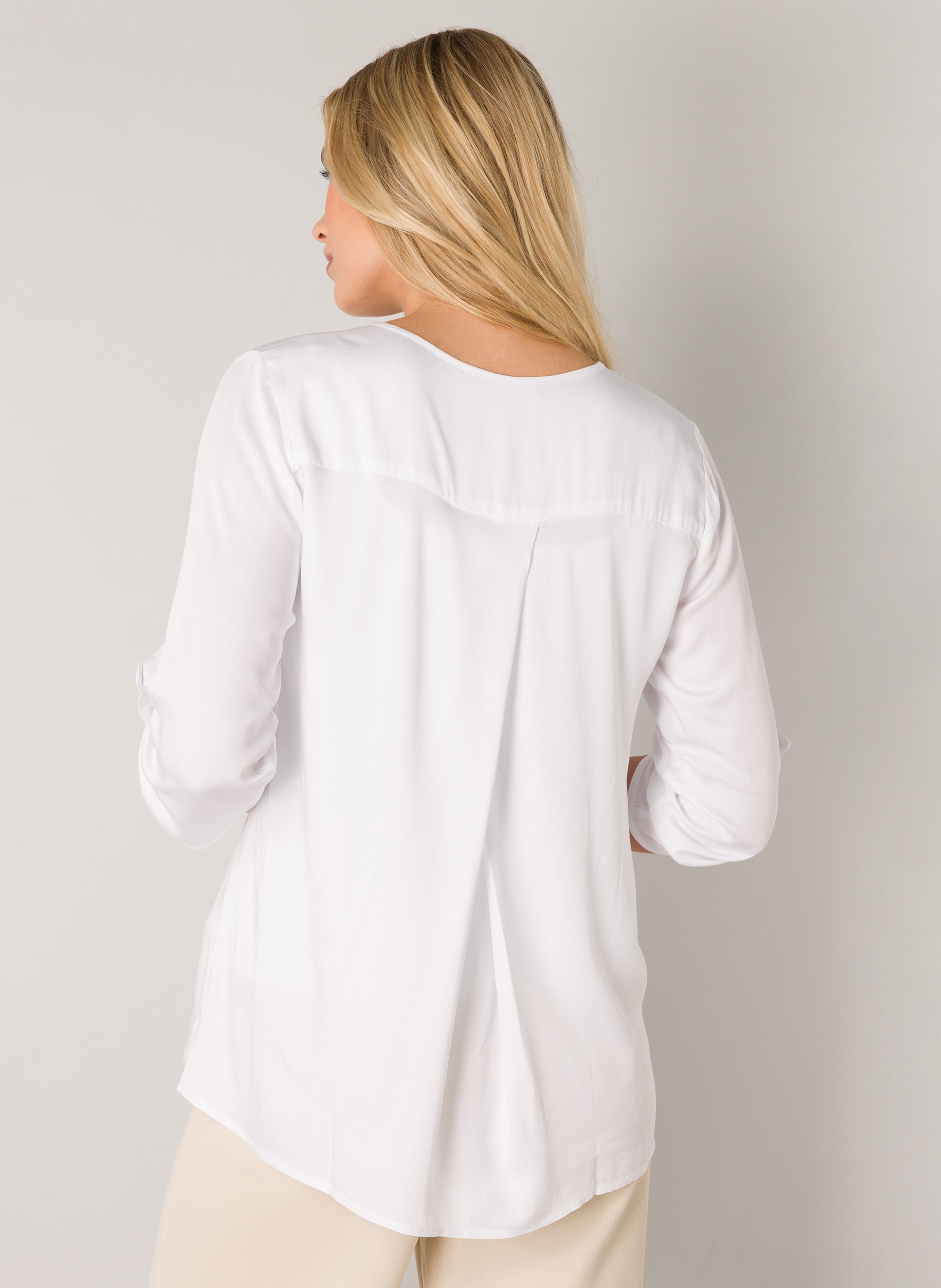 Base Level Shirtbluse, mit V-Ausschnitt