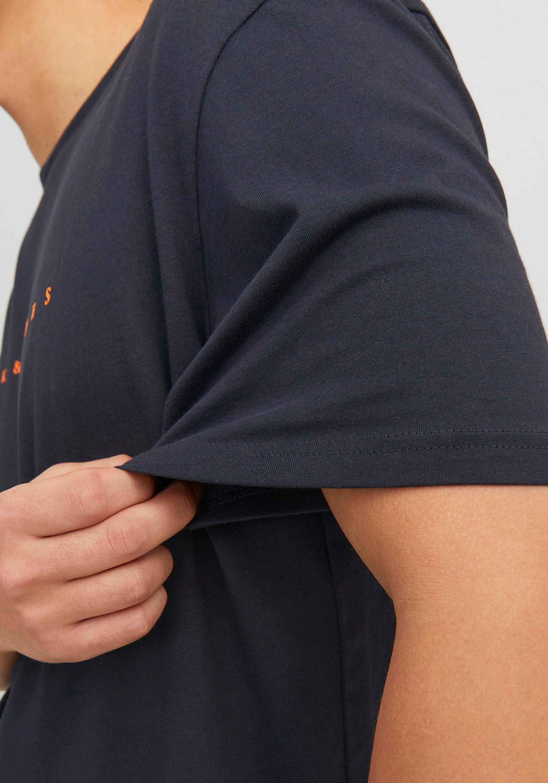 Jack & Jones Rundhalsshirt "JJESTAR mit Pigmentprint und Baumwollgefühl", b günstig online kaufen