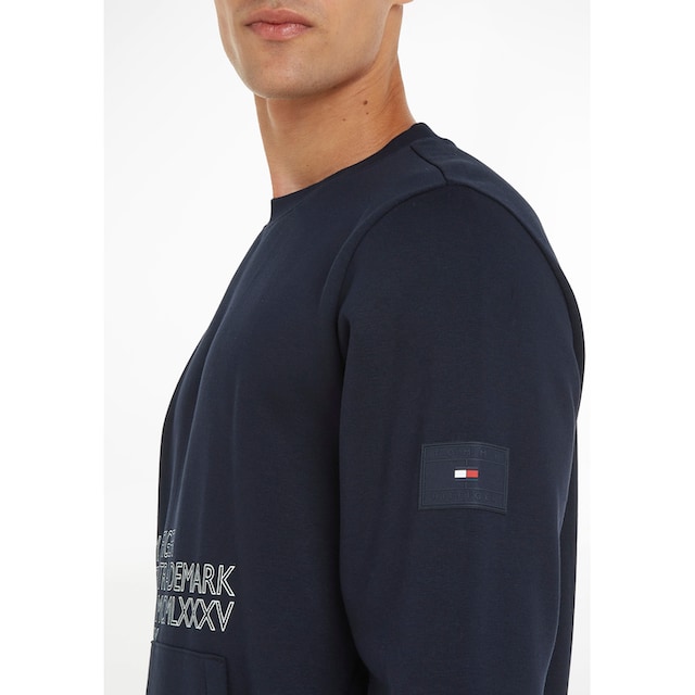 Tommy Hilfiger Sweatshirt »BADGED GRAPHIC CREWNECK«, mit Rippbündchen ▷  kaufen | BAUR