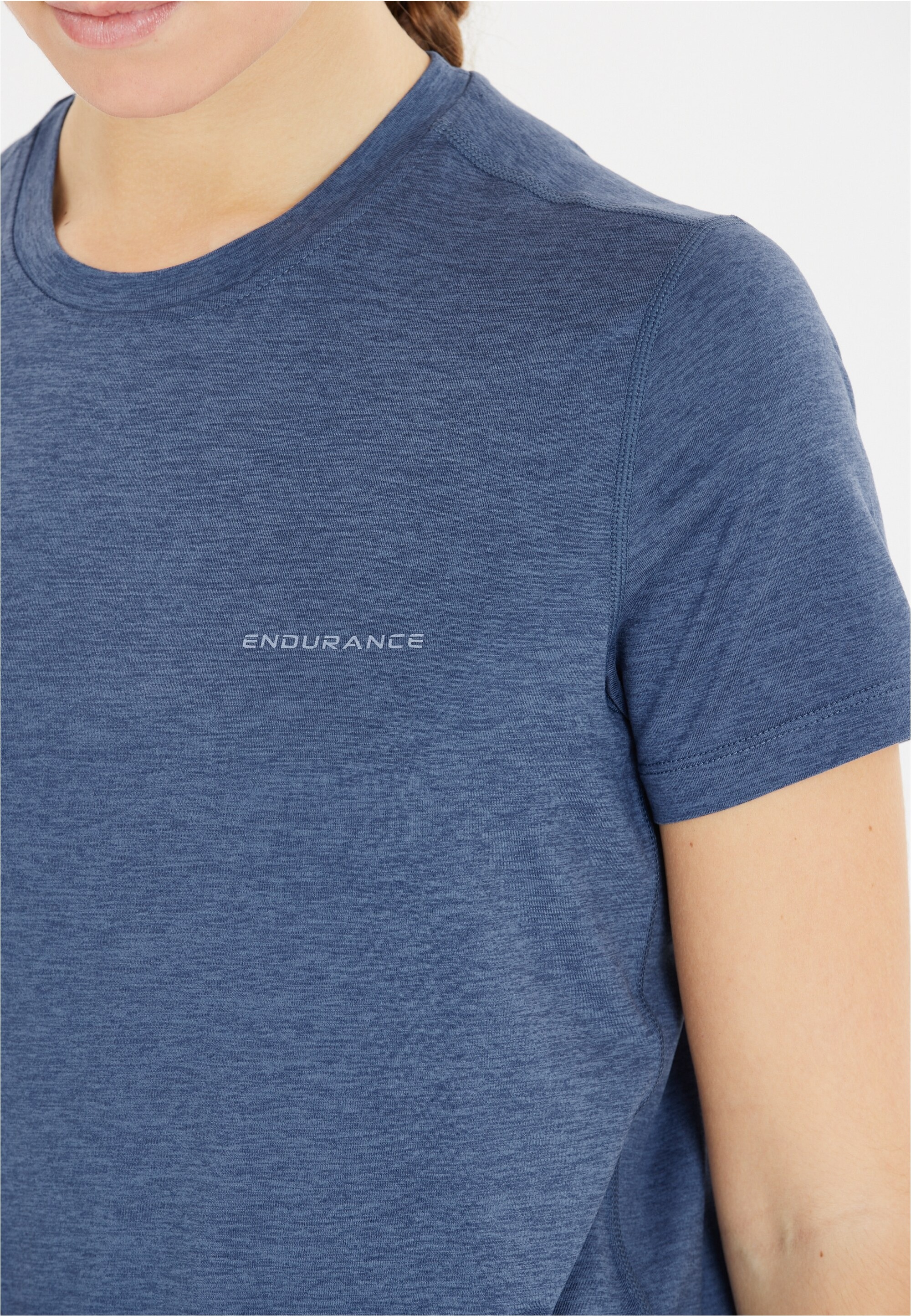 ENDURANCE Funktionsshirt »Alvaly«, im simplen Design mit Quick Dry-Technologie
