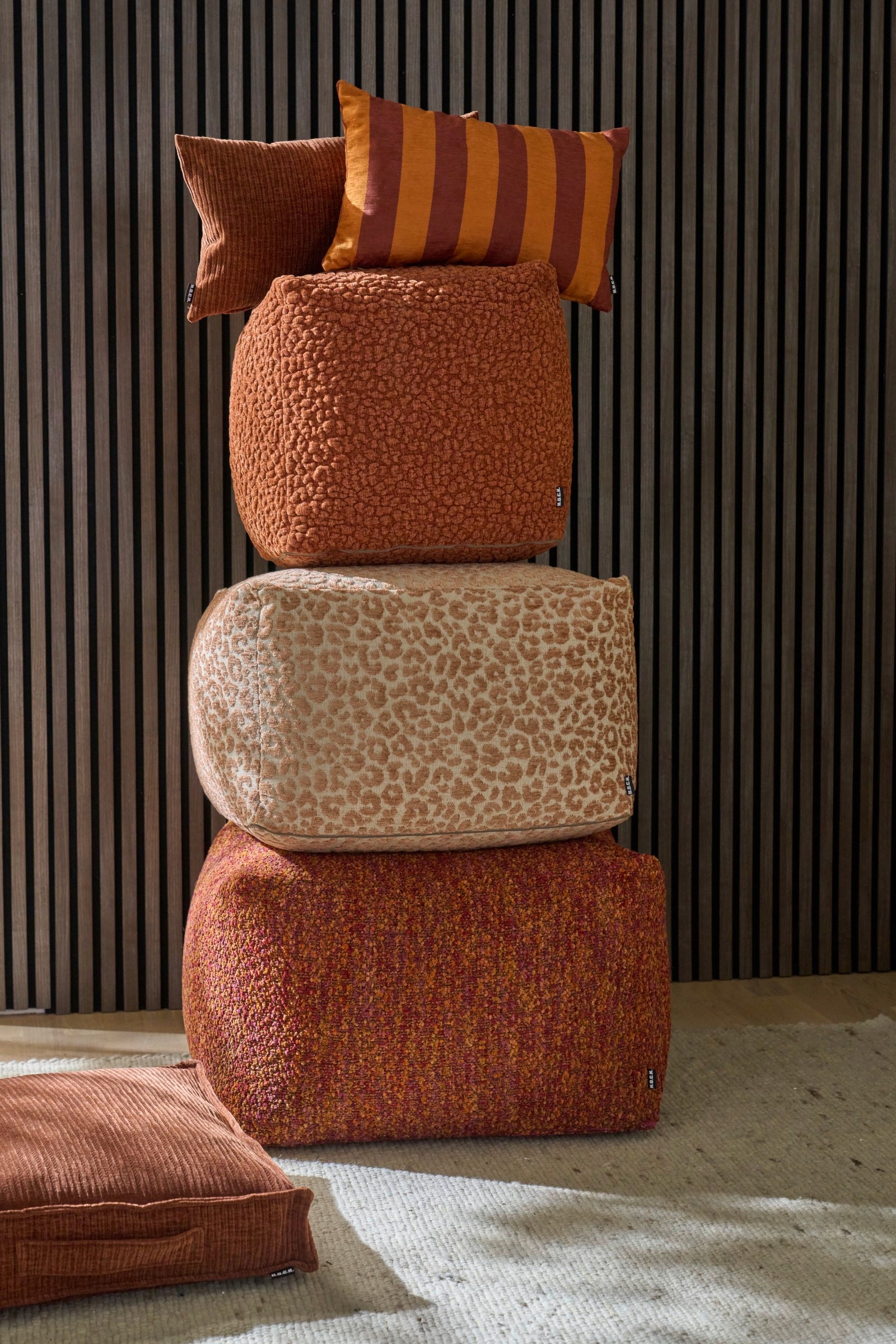 H.O.C.K. Bodenkissen »Jonny« Cordkissen inkl. Füllung, 60x60x10cm, Bodenkissen, strukturiert