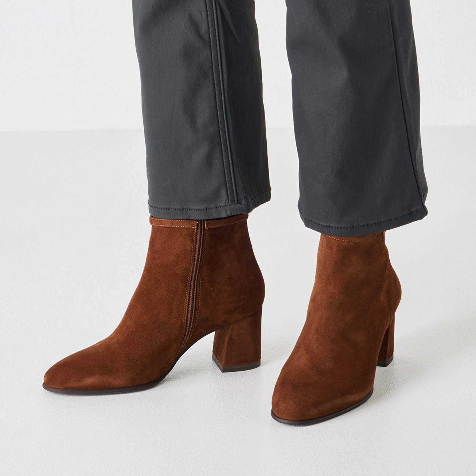 Tamaris Stiefelette, Blockabsatz, Businessschuh, Abendschuh mit Touch it-Ausstattung