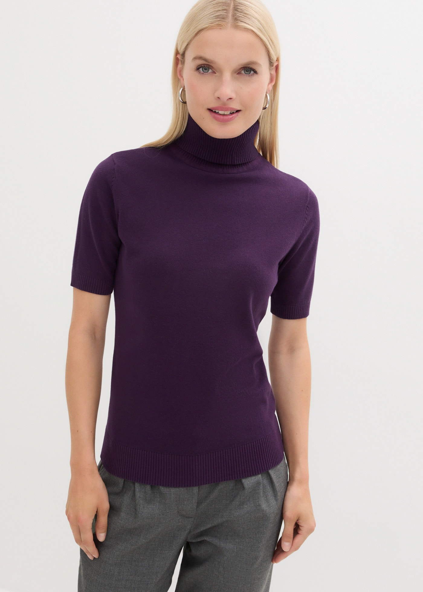 bonprix "Rollkragenpullover, Kurzarm" im Feinstrick-Baumwoll-Mix, mit hohem Rollkragen, slim fit