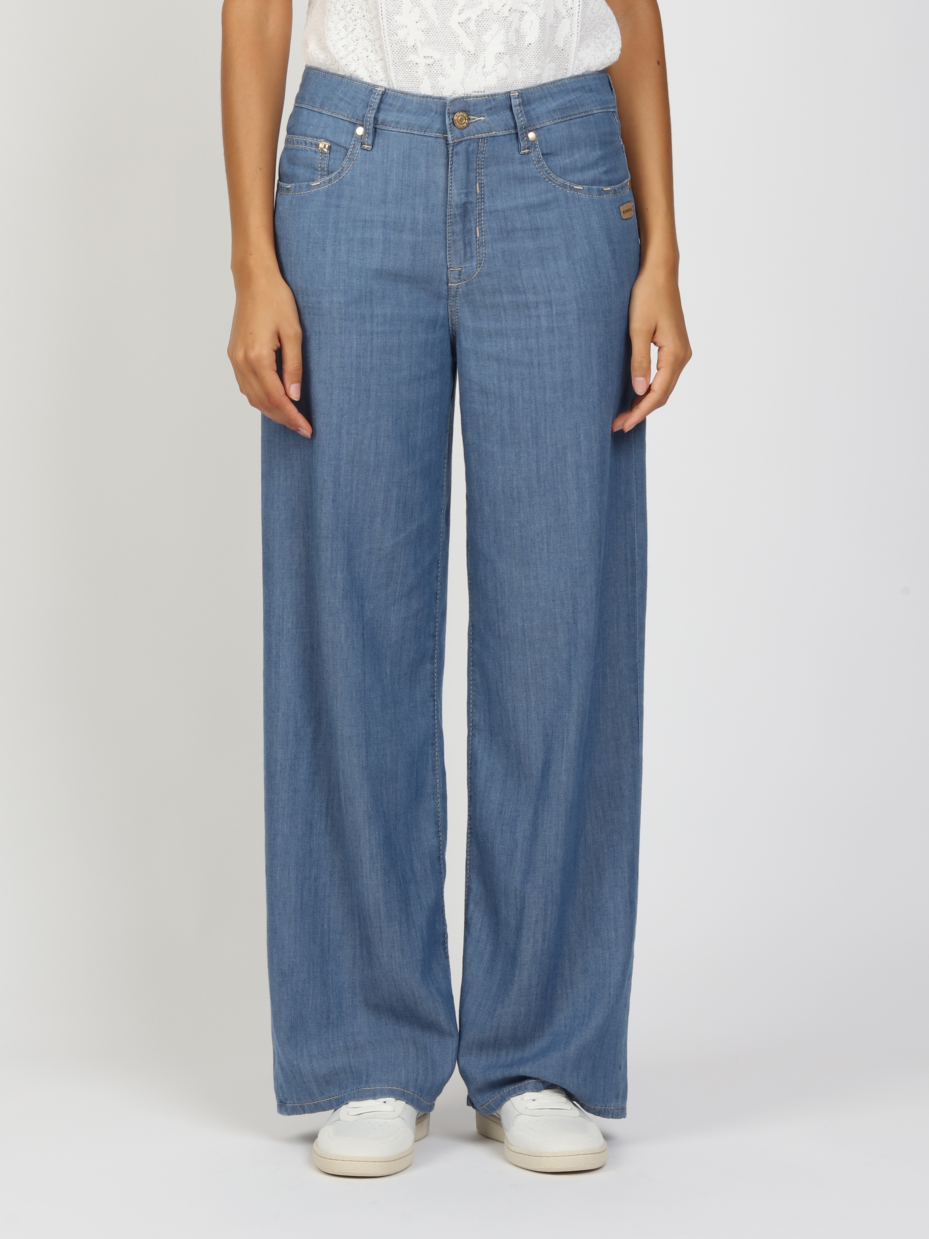 GANG Weite Jeans "94CARLOTTA" Light Denim, mit Lyocell